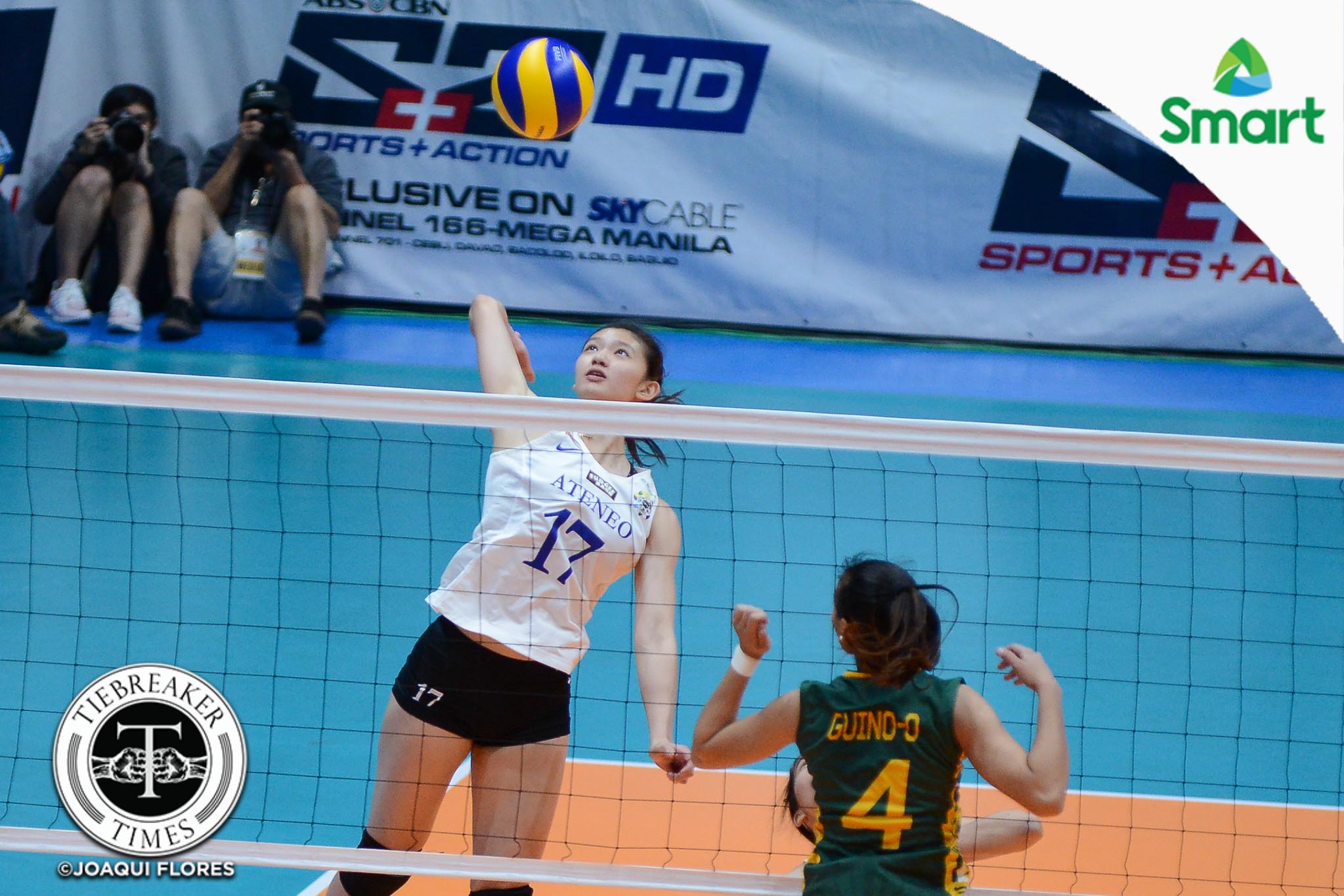 UAAP-79-ADMU-vs.-FEU-Madayag-2221 Why did Jho Maraguinot and Maddie Madayag change numbers? ADMU News UAAP Volleyball - philippine sports news