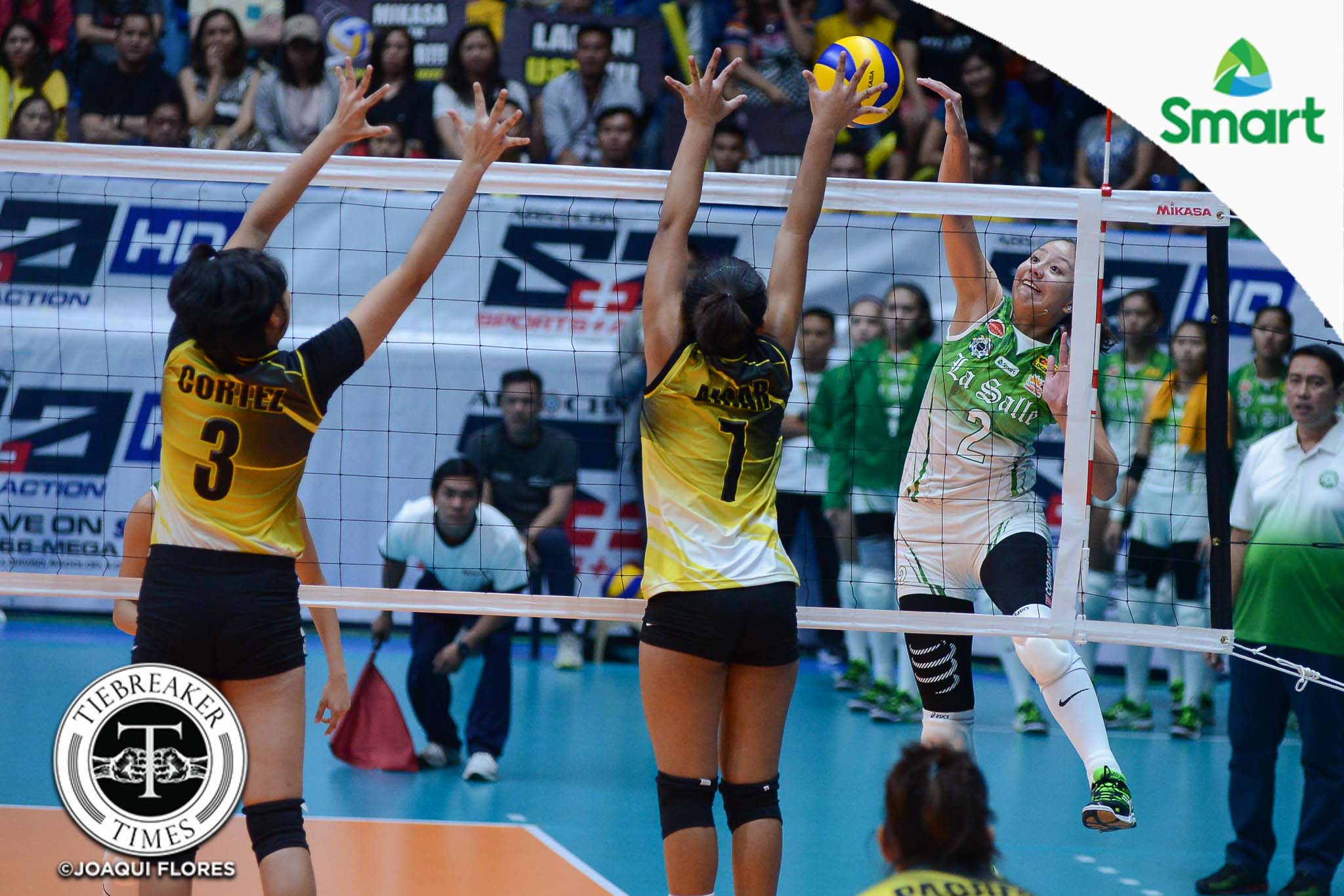 UAAP-79-DLSU-vs.-UST-Cheng-1454 Lady Spikers versus Lady Eagles Round One: Survival Kit ADMU Bandwagon Wire DLSU UAAP Volleyball - philippine sports news