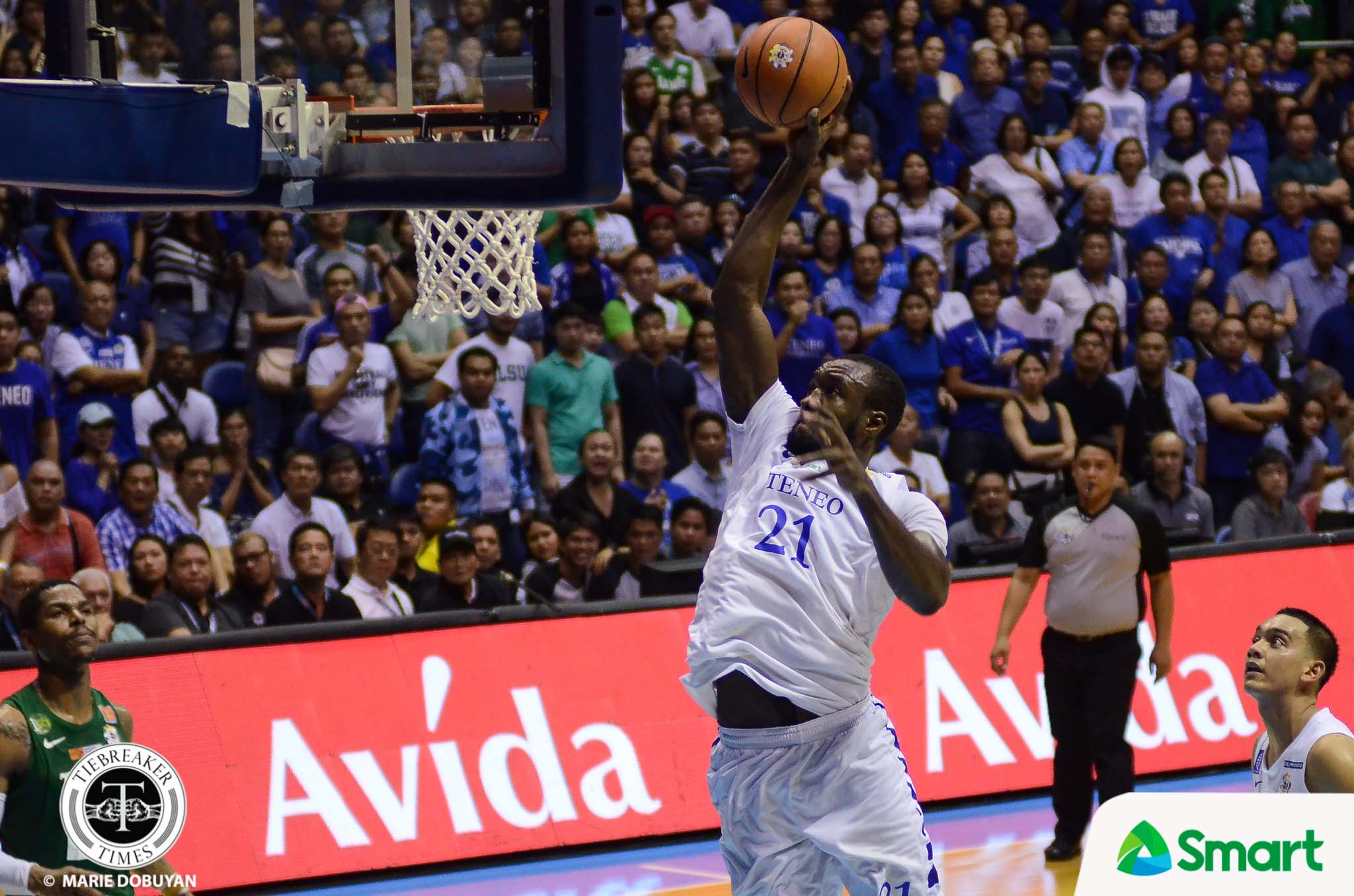 UAAP-80-mens-Final-DLSU-ADMU-Ikeh-9070 Much-maligned Chibueze Ikeh goes out in a blaze of glory ADMU Basketball News UAAP - philippine sports news