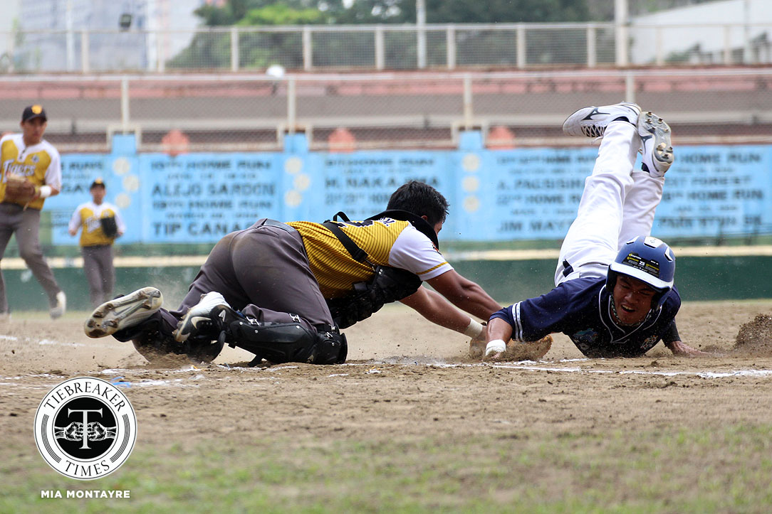 UAAP-80-Baseball-UST-def-AdU-2 Ron dela Cruz does a one man show in UST's shutout of Adamson AdU Baseball News UAAP UST  - philippine sports news