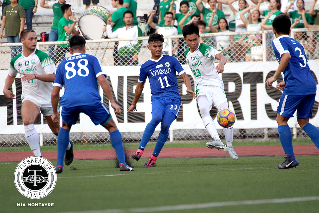 UAAP-80-MFB-ADMU-def-DLSU-Gayoso-Garcia Jarvey Gayoso rises above the noise, silences naysayers ADMU Football News UAAP - philippine sports news