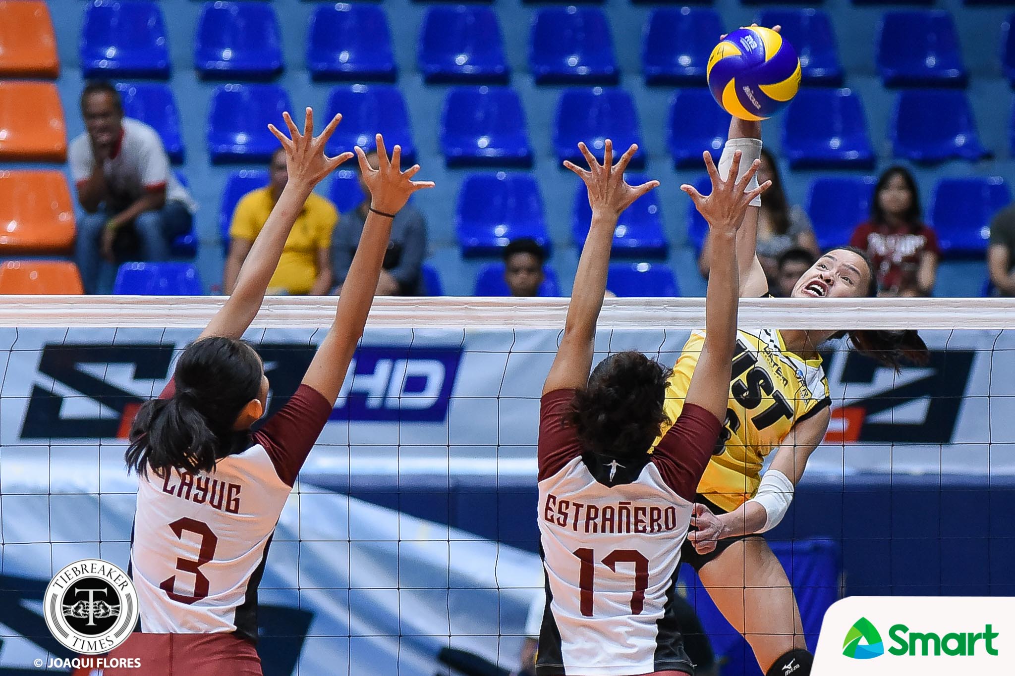 UAAP-80-Volleyball-UST-vs.-UP-Rondina-7332 Golden Tigresses hold players-only meeting after deflating loss to Lady Maroons News UAAP UST Volleyball - philippine sports news