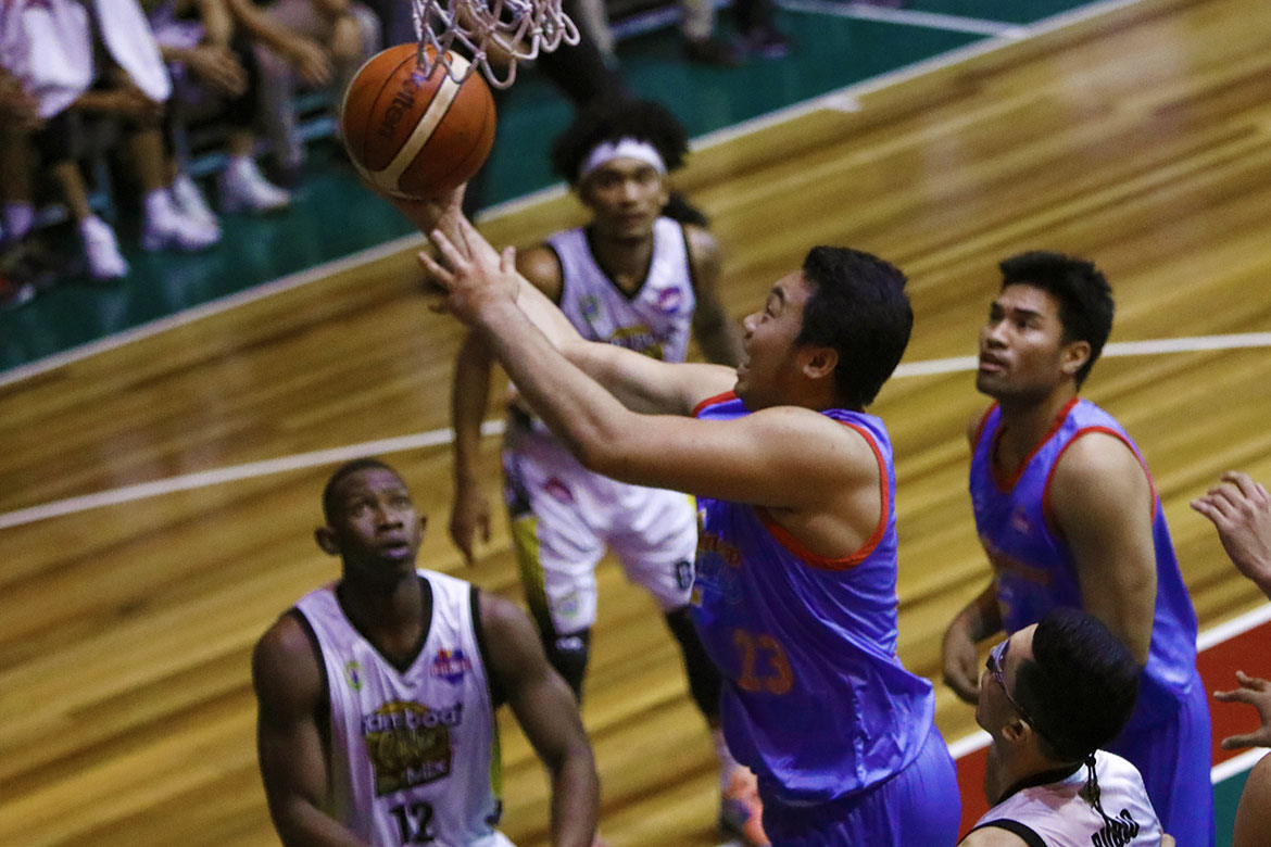 2018-pba-dleague-aspirants-cup—marinerong-pilipino-def-gamboa-st-clare—alvin-pasaol