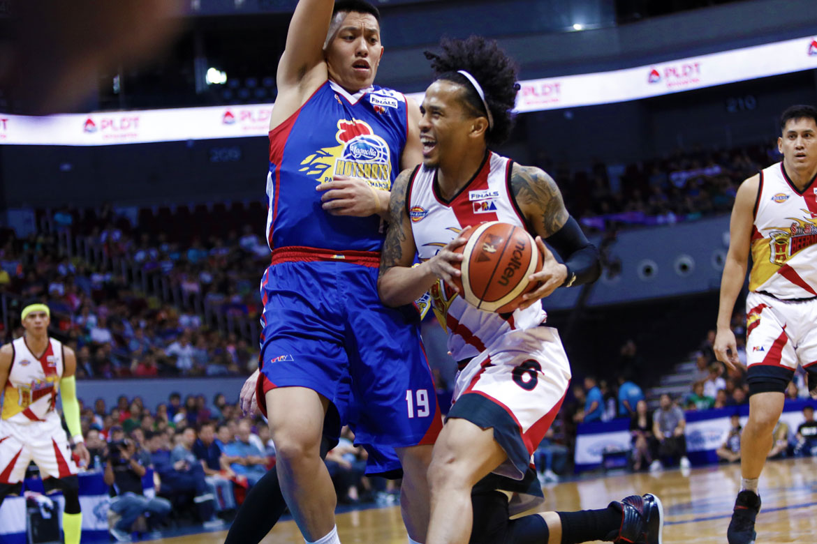 2018-pba-philippine-cup-finals-game-2—san-miguel-def-magnolia—chris-ross