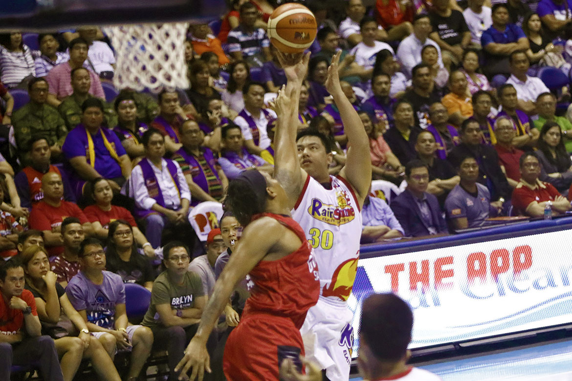 2018-pba-philippine-cup—ginebra-def-rain-or-shine—beau-belga