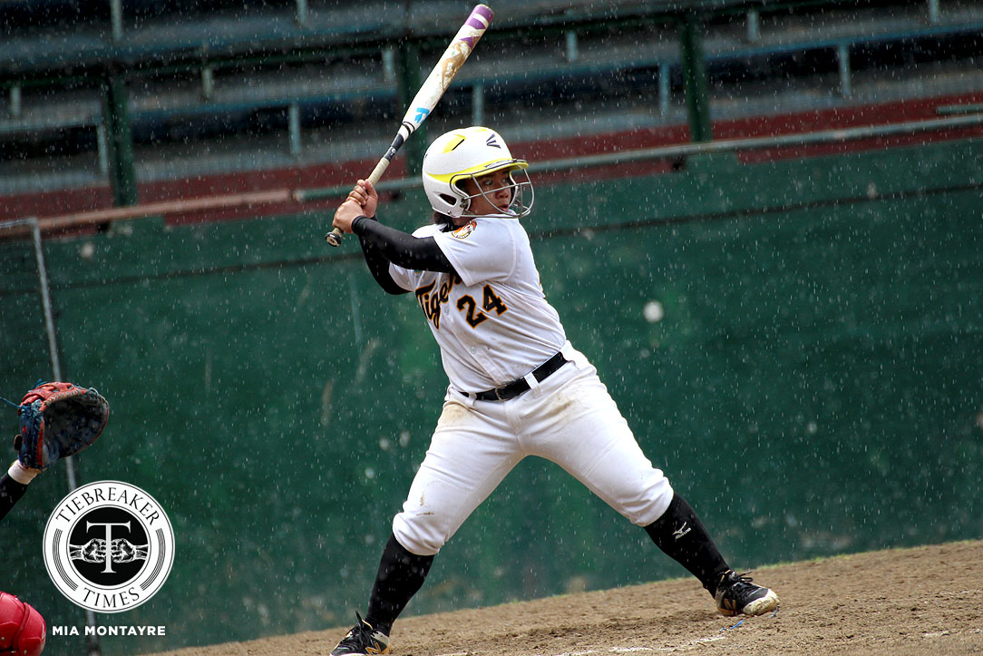 UAAP 80 Softball [SF] – UST def UE (2)