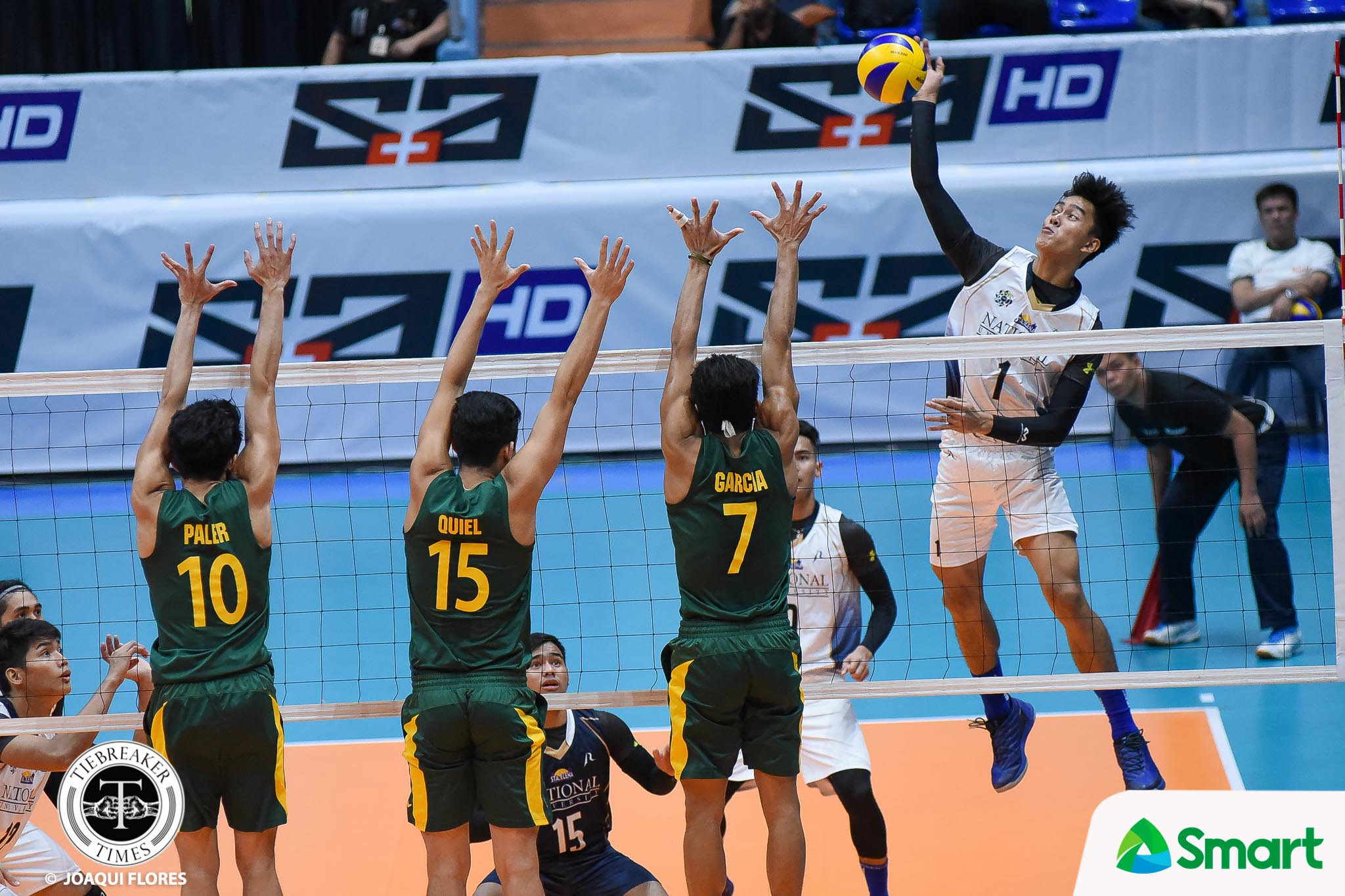 UAAP 80 Volleyball NU vs. FEU – Bagunas-1990