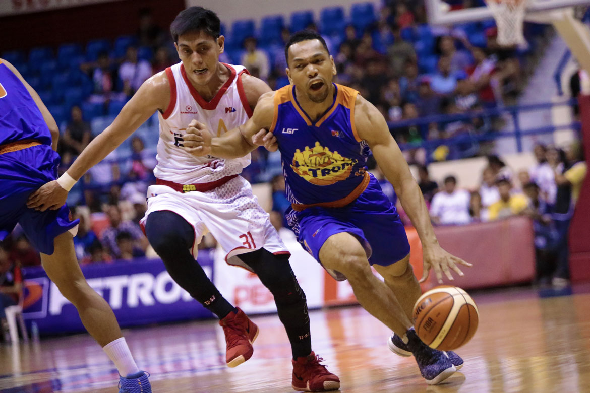 2018-pba-commissioners-cup—tnt-def-phoenix—jayson-castro