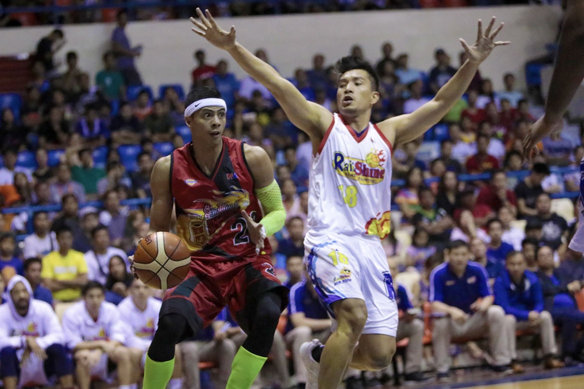 2018-pba-commissioners-cup—rain-or-shine-def-san-miguel—arwind-santos