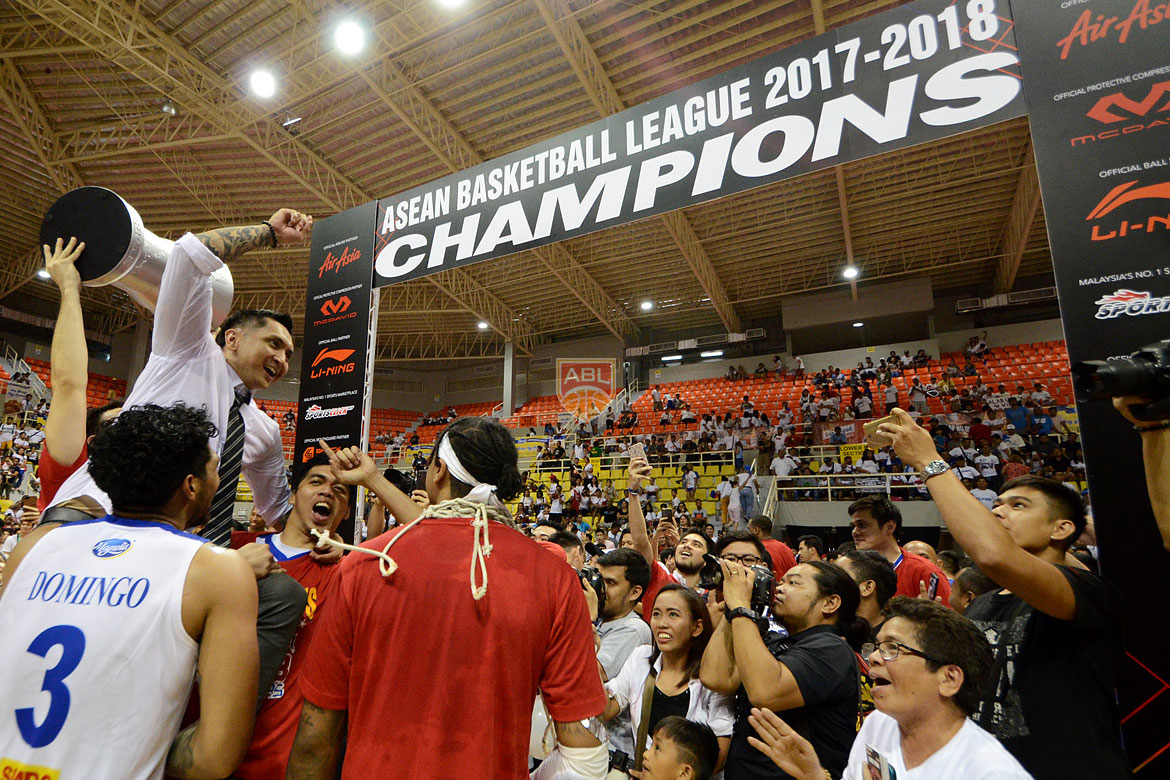 abl-season-8-finals-game-5—alab-def-mono-vampire—jimmy-alapag