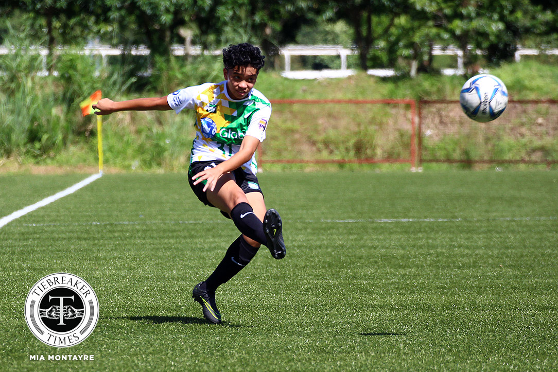 PFFWL-2018-M1-GAU-FC-def-OutKast-FC-Inquig PFFWL Roundup: La Salle conquers Ateneo as UST nails sixth win ADMU DLSU Football News PFF Women's League UP UST - philippine sports news