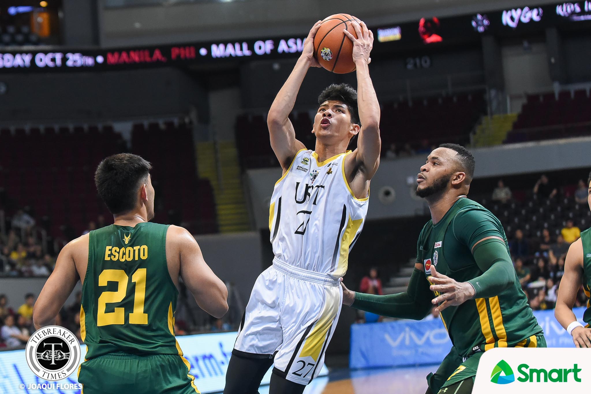 UAAP-81-FEU-vs.-UST-Cansino-3650 Kevin Ferrer sees CJ Cansino as future King Tiger Basketball News UAAP UST - philippine sports news