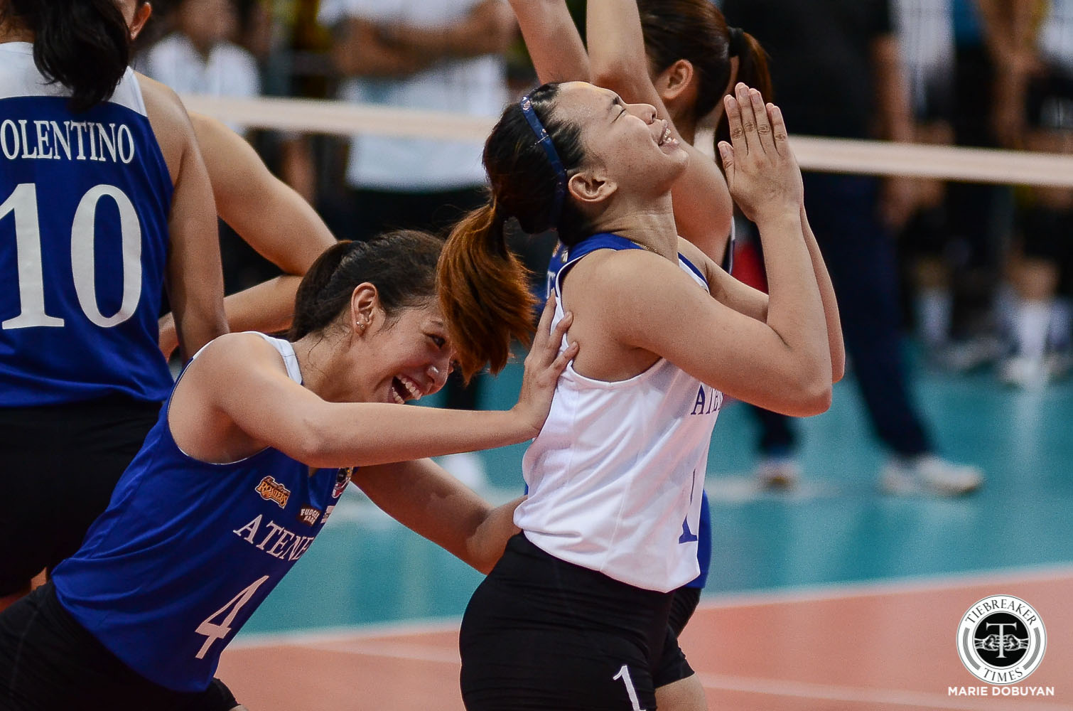 UAAP-81-WOMENS-VBALL-FNALS-G3-ADMU-UST-Ravena-6560 Winning championships for Ateneo has become Ravena family business ADMU News UAAP Volleyball - philippine sports news
