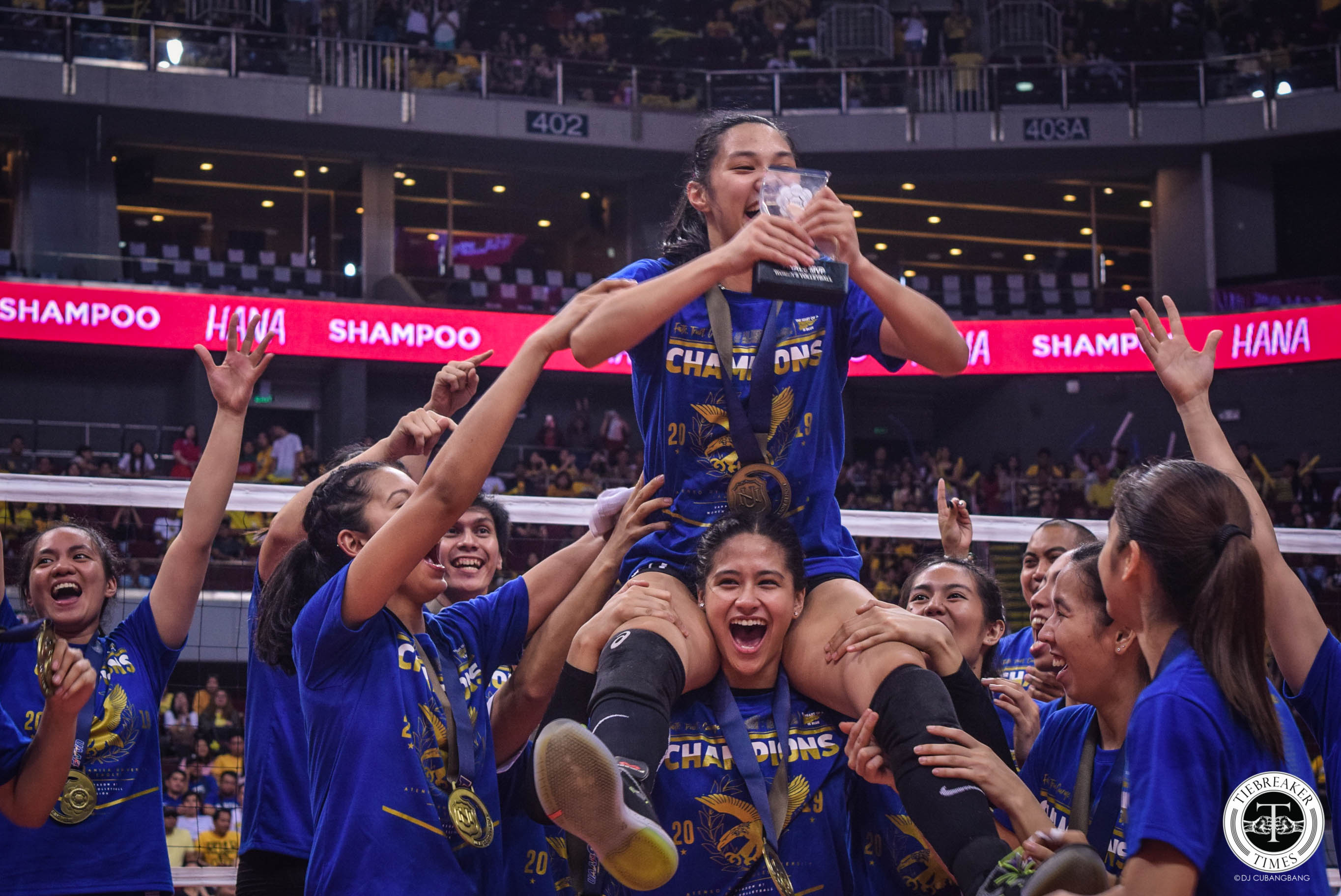 UAAP-Season-81-Womens-Volleyball-Finals-Game-3-ADMU-def-UST-bea-de-leon De Leon starts as a champion, exits as a champion ADMU News UAAP Volleyball - philippine sports news