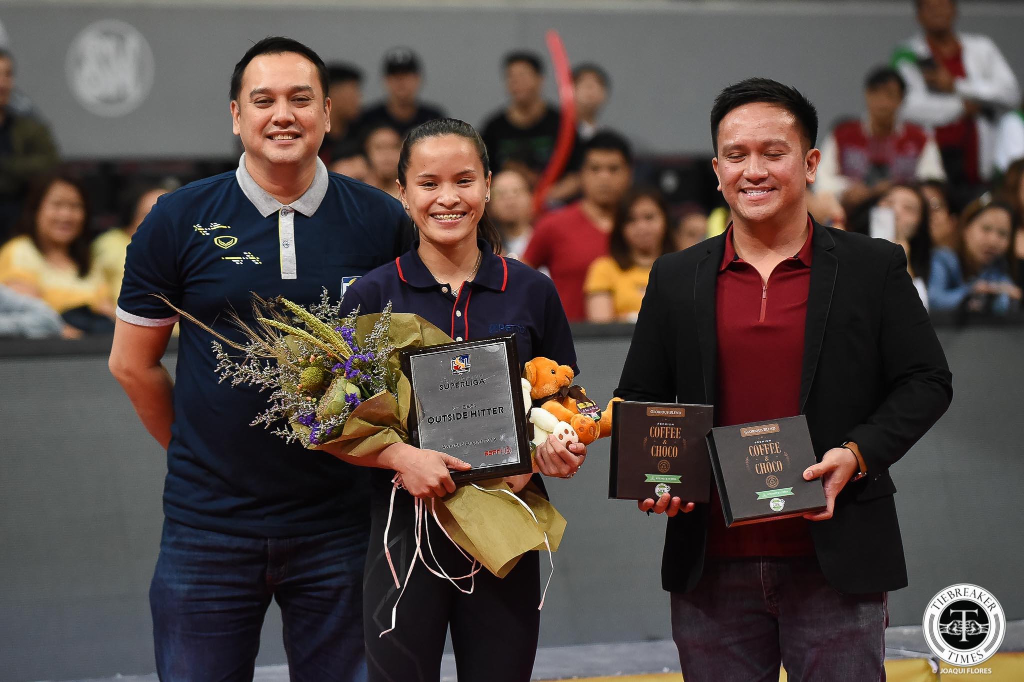 PSL-AFC-Finals-G2-F2-Logistics-vs.-Cignal-Rondina-4891 Sisi Rondina and June Mar Fajardo are cousins? Basketball Beach Volleyball BVR News PBA - philippine sports news