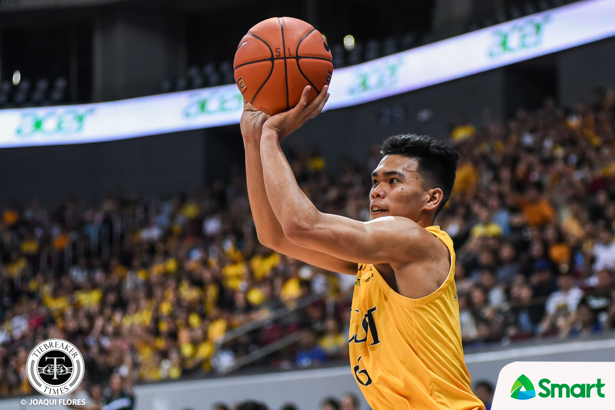 UAAP-82-MBB-ADMU-vs.-UST-Nonoy-6869 Mark Nonoy would rather dish out dimes than score points Basketball News UAAP UST - philippine sports news