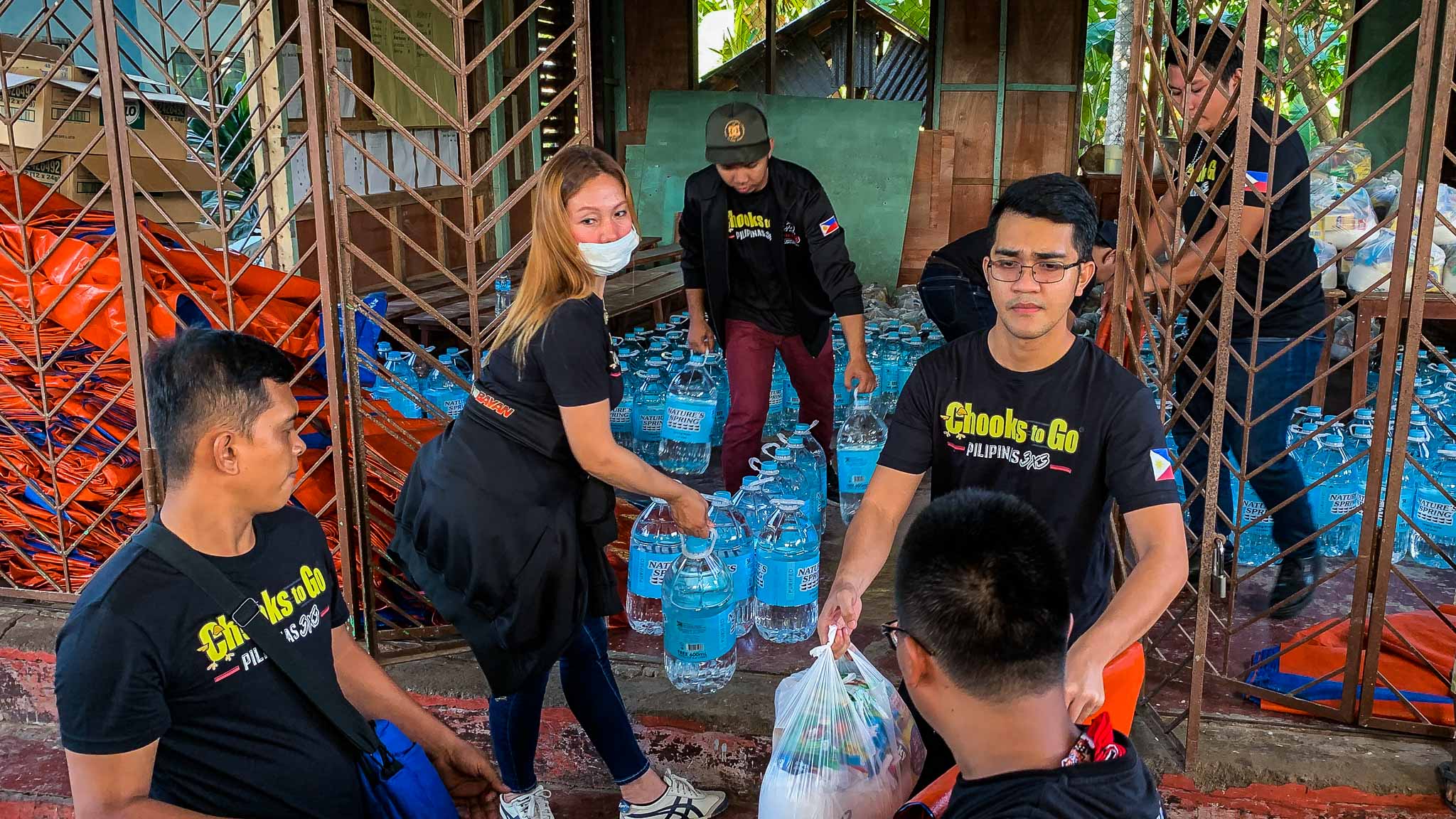 Chooks-Davao-team Paras bros, Chooks-to-Go help out in Davao relief operations Chooks-to-Go Pilipinas 3x3 News - philippine sports news