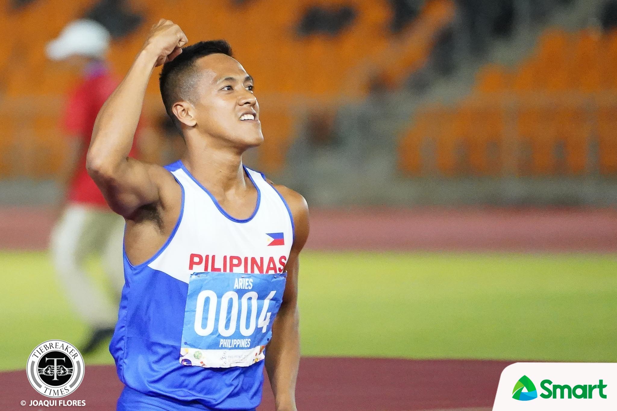 SEAG-Track-Toledo-02607 SEAG 'Superman' Toledo found added strength in 'niyerbosa' mom, pregnant wife 2019 SEA Games News Track & Field - philippine sports news