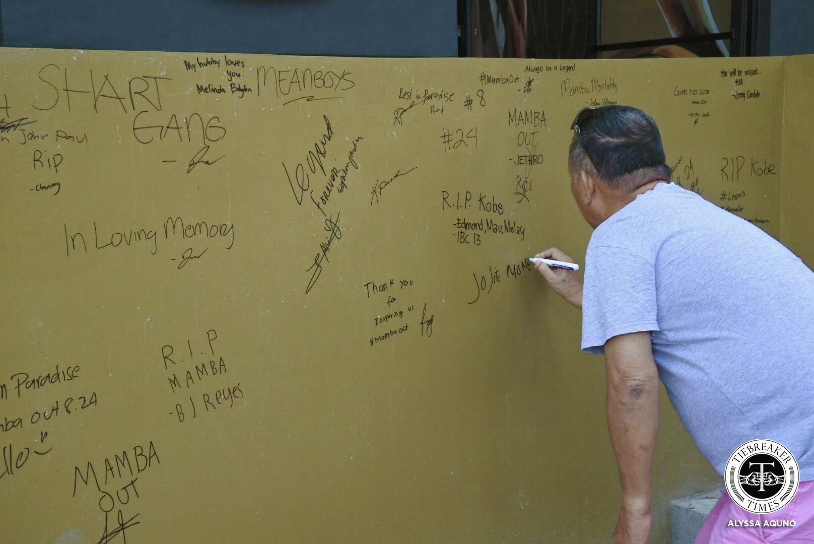House-of-Kobe-tribute-2 Prayers, flowers, candles offered to Kobe Bryant in Valenzuela court Basketball News - philippine sports news