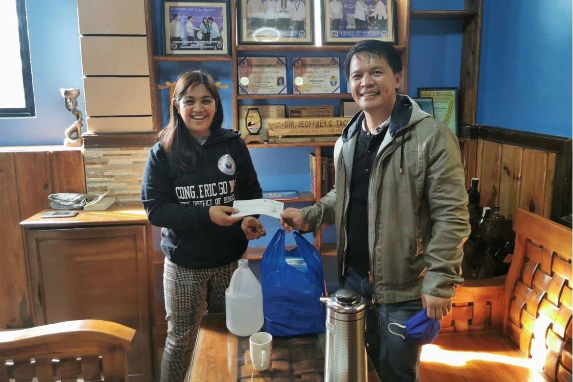 COVID-19-action-team-lakay-mark-sangiao-check-to-cong-eric-yap Team Lakay, Mark Sangiao head relief program in Benguet Mixed Martial Arts News ONE Championship - philippine sports news