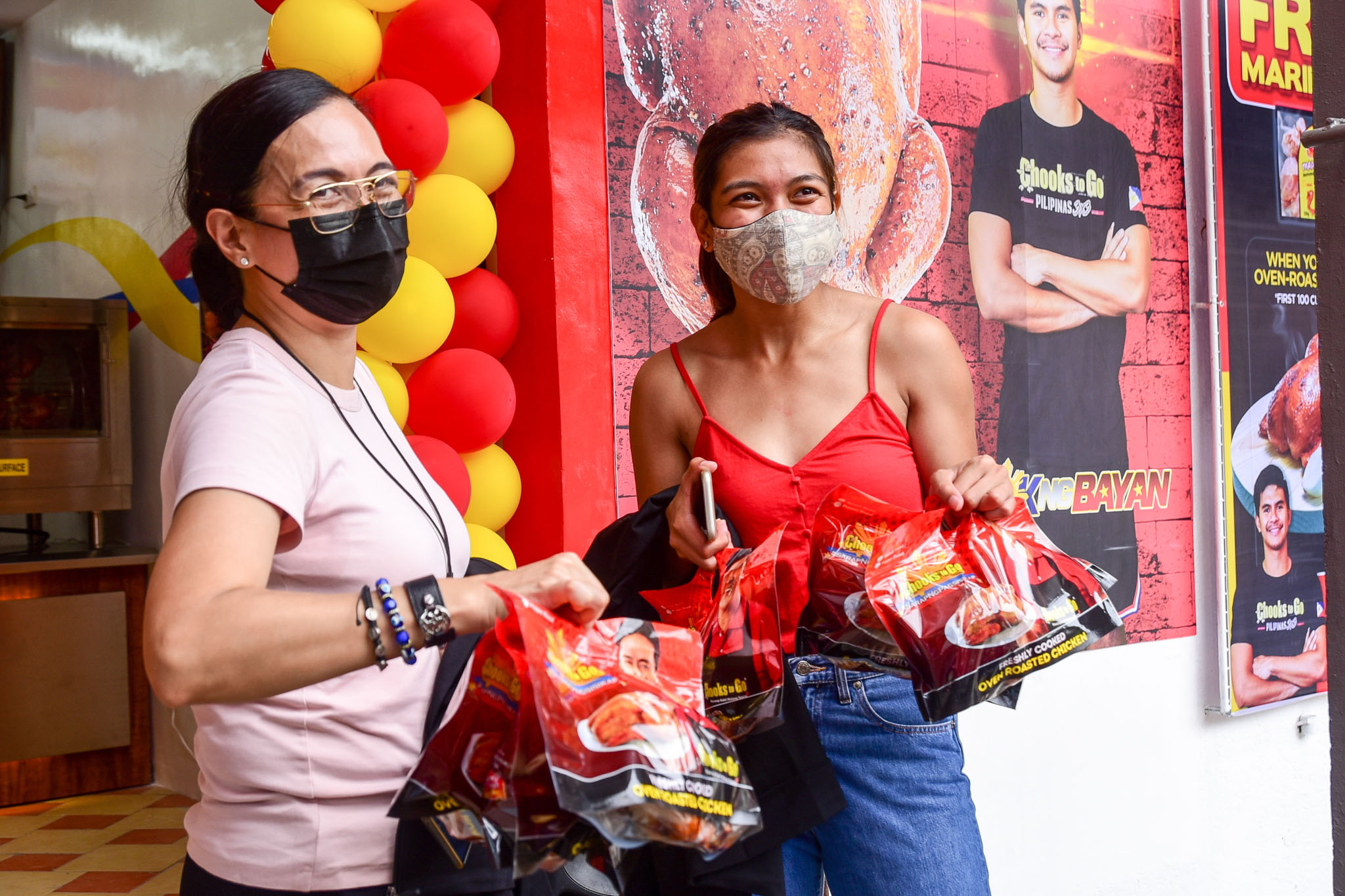 29-Oct-15-Kiefer-Store-Opening_6385 Alyssa Valdez opens Kiefer Ravena's Chooks-to-Go store Branded Content News - philippine sports news