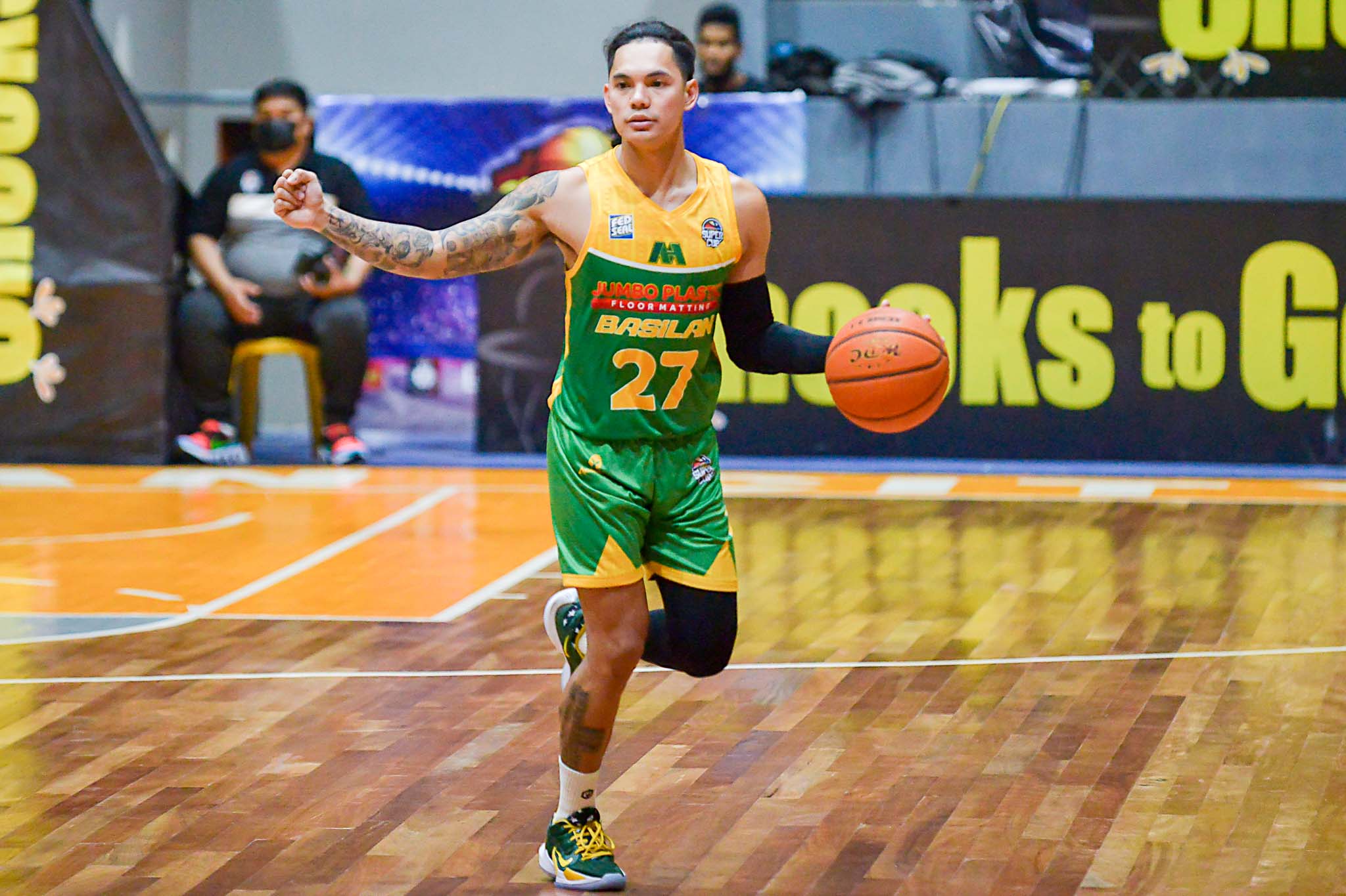 2021-Chooks-VisMin-Mindanao-Finals-Roxas-vs-Basilan-Chris-Bitoon-2 Mabulac, Bitoon have mixed emotions facing ex-team Basilan in MPBL Final Basketball MPBL News - philippine sports news