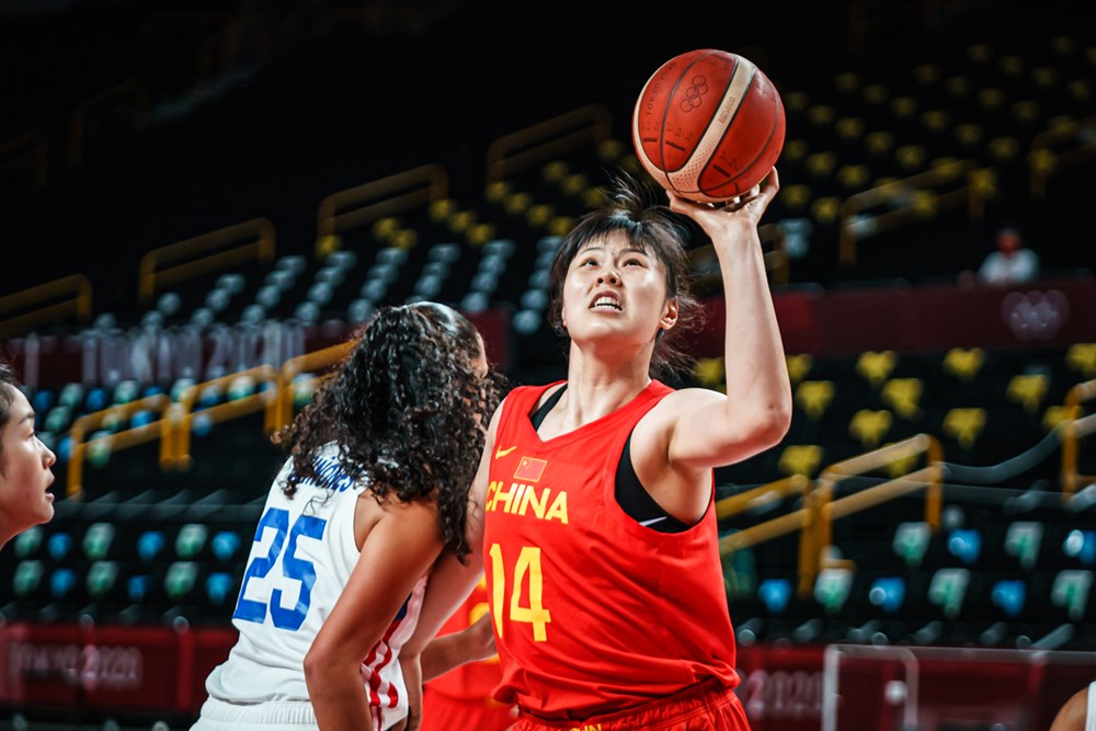 2020-Tokyo-Olympics-China-Li-Yueru Midlife Halftime: Gilas Women finds itself in land of the giants Bandwagon Wire Basketball Gilas Pilipinas - philippine sports news