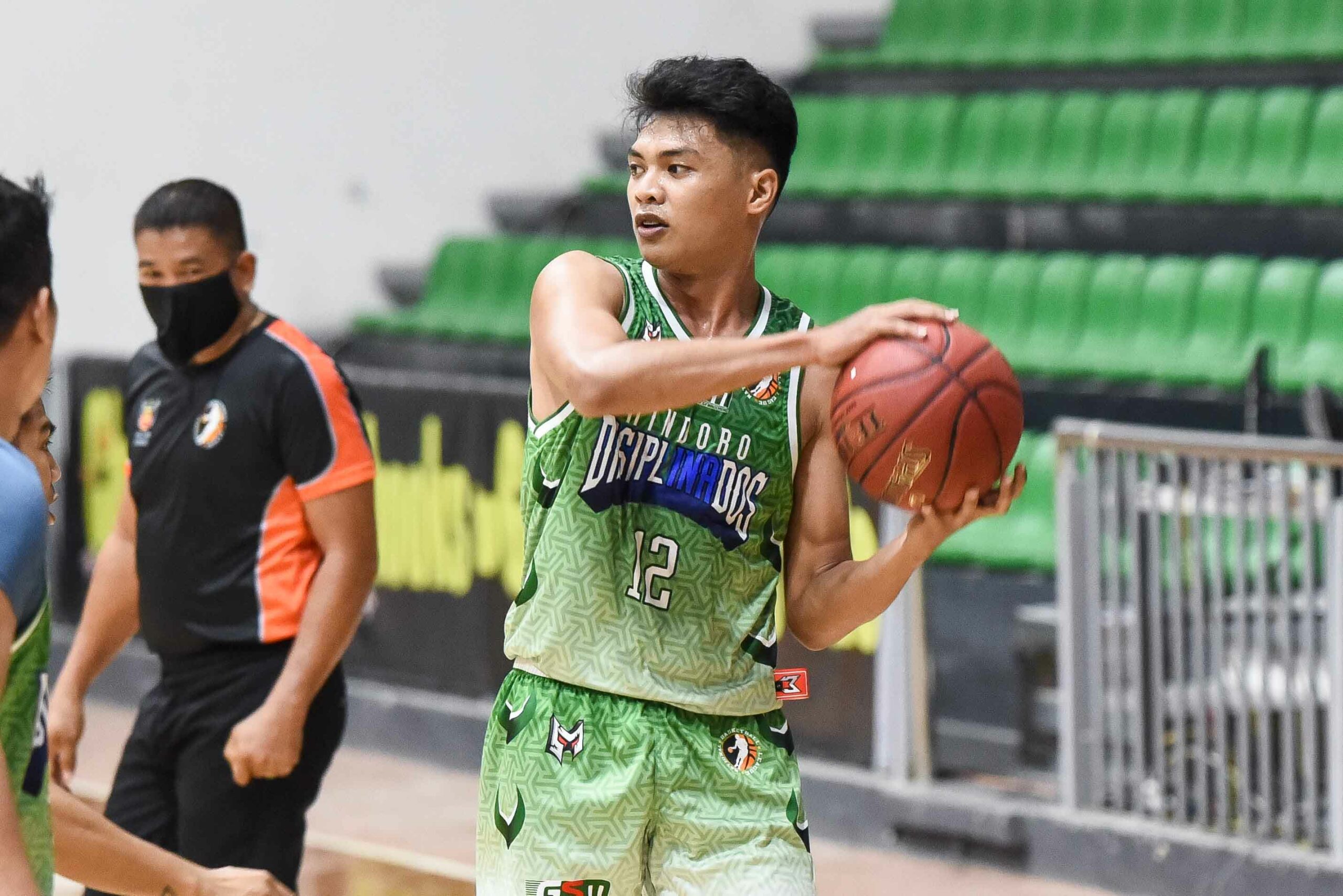 2021-Chooks-NBL-La-Union-vs-Mindoro-Jhon-Jerrick-Caspe-Mindoro-scaled La Union ends Mindoro's NBL streak, seals second seed Basketball NBL News - philippine sports news