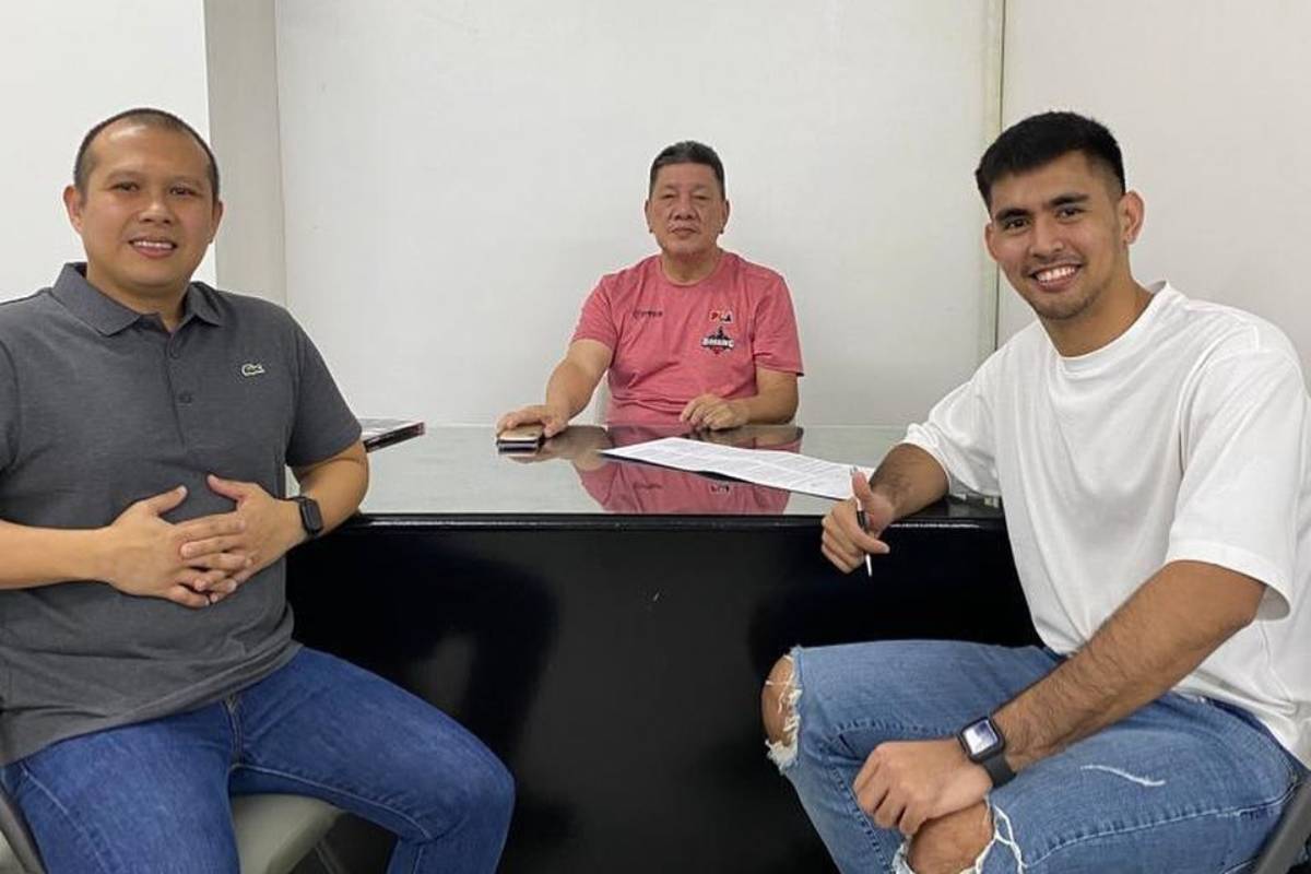 PBA-Season-46-Blackwater-Richard-Escoto Blackwater inks Rey Suerte to two-year deal Basketball News PBA - philippine sports news