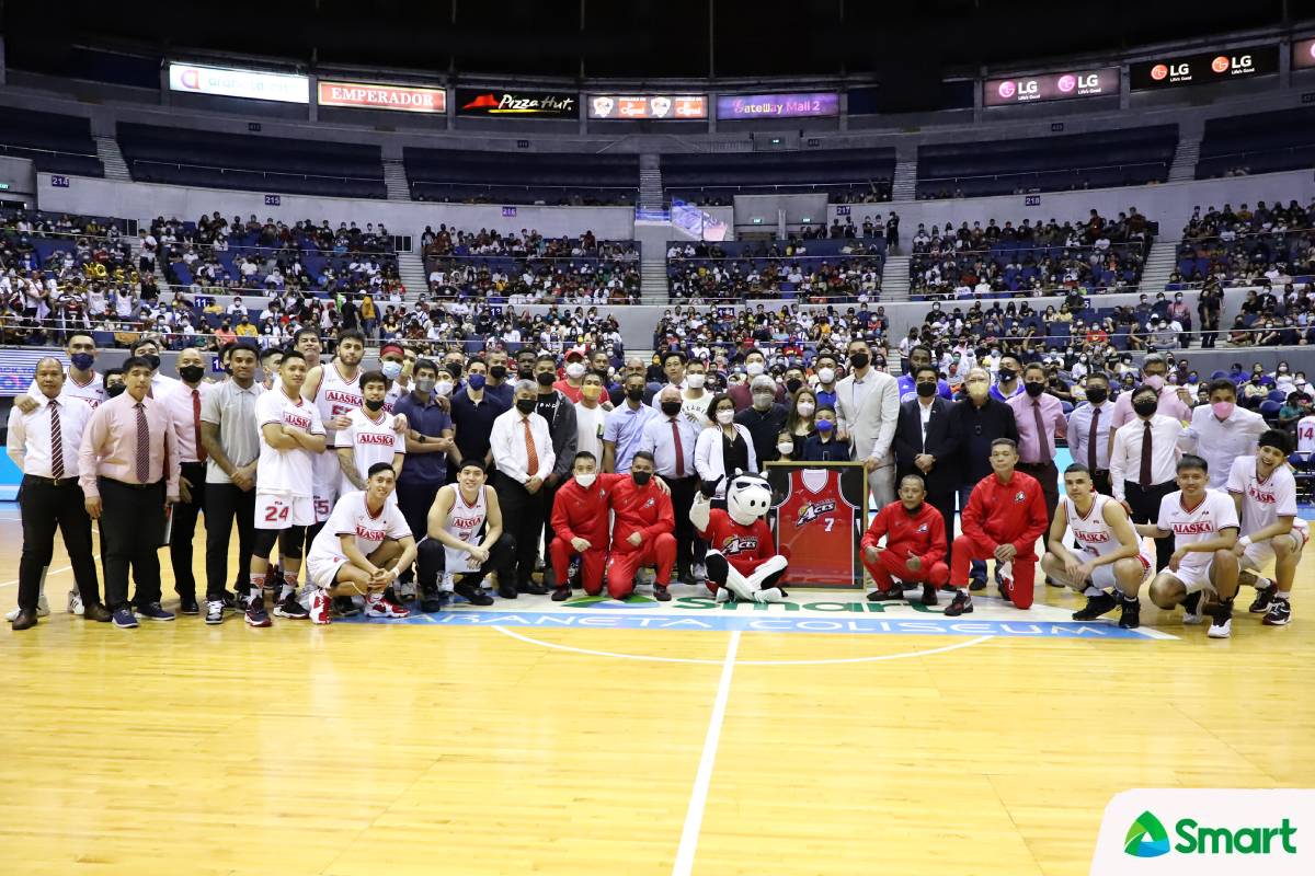 2021-22-PBA-Governors-Cup-Alaska-Sonny-Thoss-retirement-2 Sonny Thoss to Alaska: 'We don't have to leave sad but with our heads up high' Basketball News PBA - philippine sports news