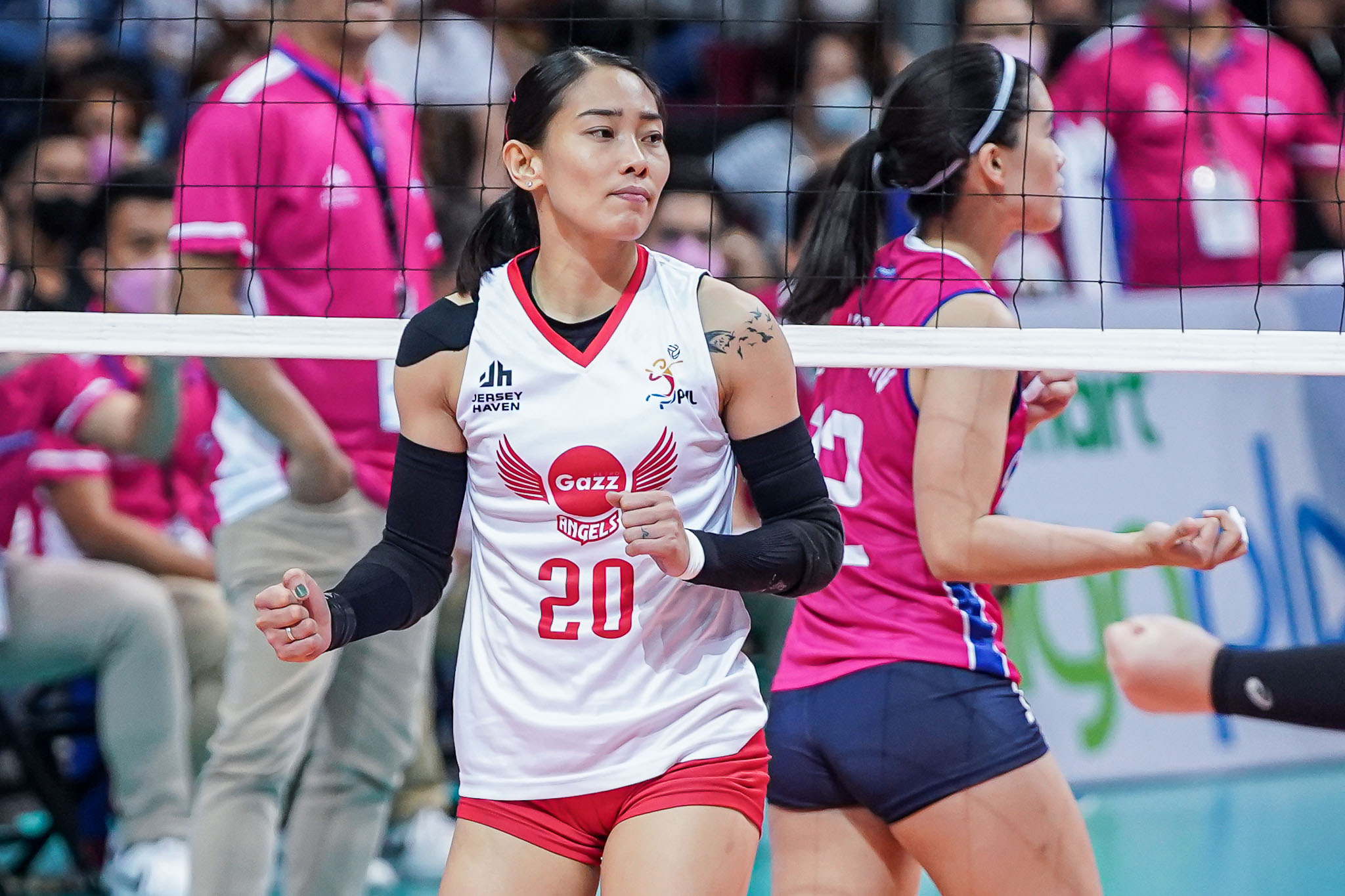 2022-PVL-Creamline-vs-Petrogazz-Jonah-Sabete Jerry Yee crosses fingers on Soltones injujry News PVL Volleyball - philippine sports news