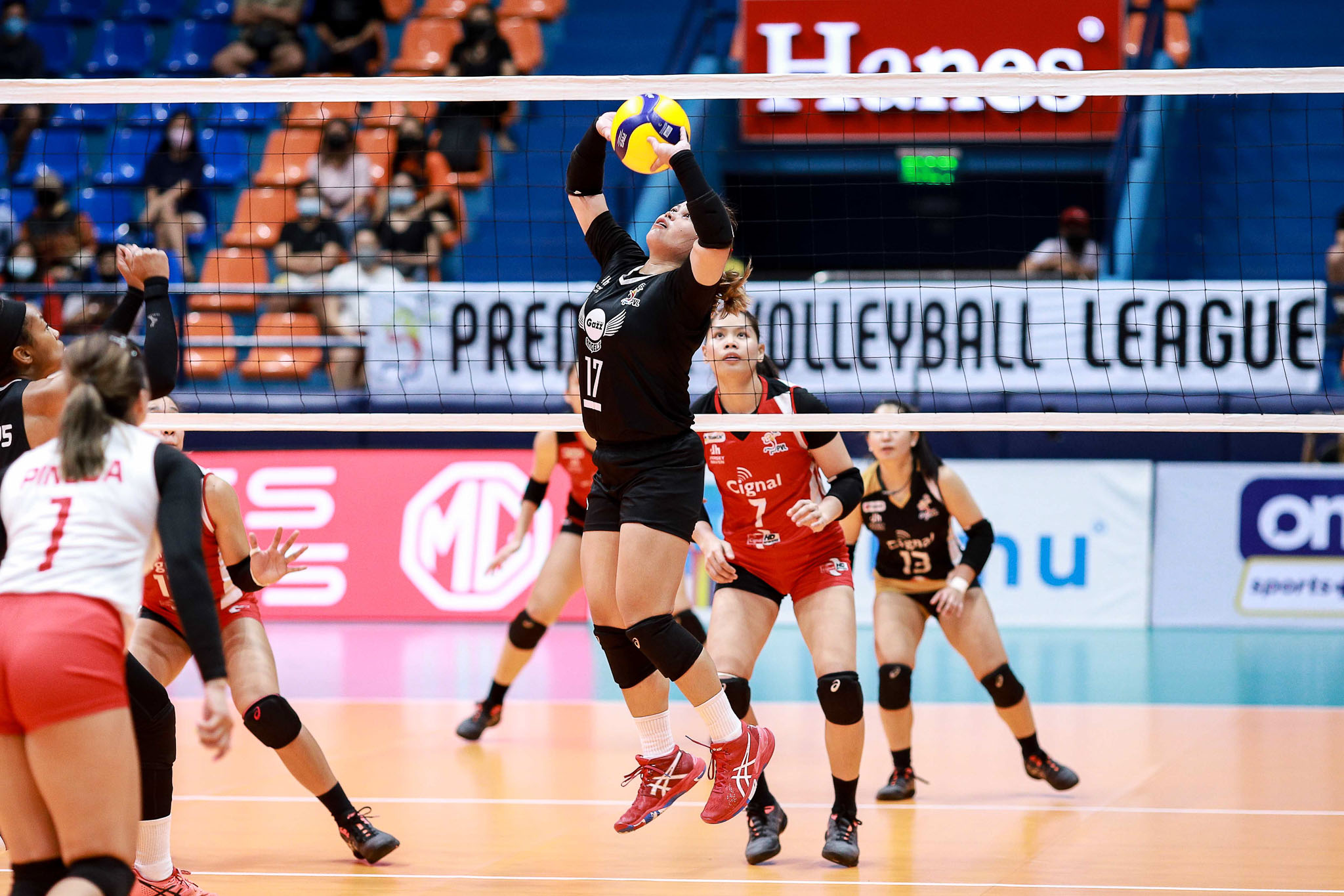 2022-PVL-PetroGazz-vs-Cignal-chie-saet-5 Emotional Chie Saet proves she can still lead Petro Gazz at age 37 News PVL Volleyball - philippine sports news