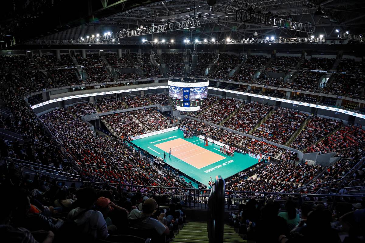 2022-pvl-open-conference-choco-mucho-vs-creamline-crowd Alyssa Valdez in awe as PVL draws biggest crowd in pandemic era News PVL Volleyball - philippine sports news