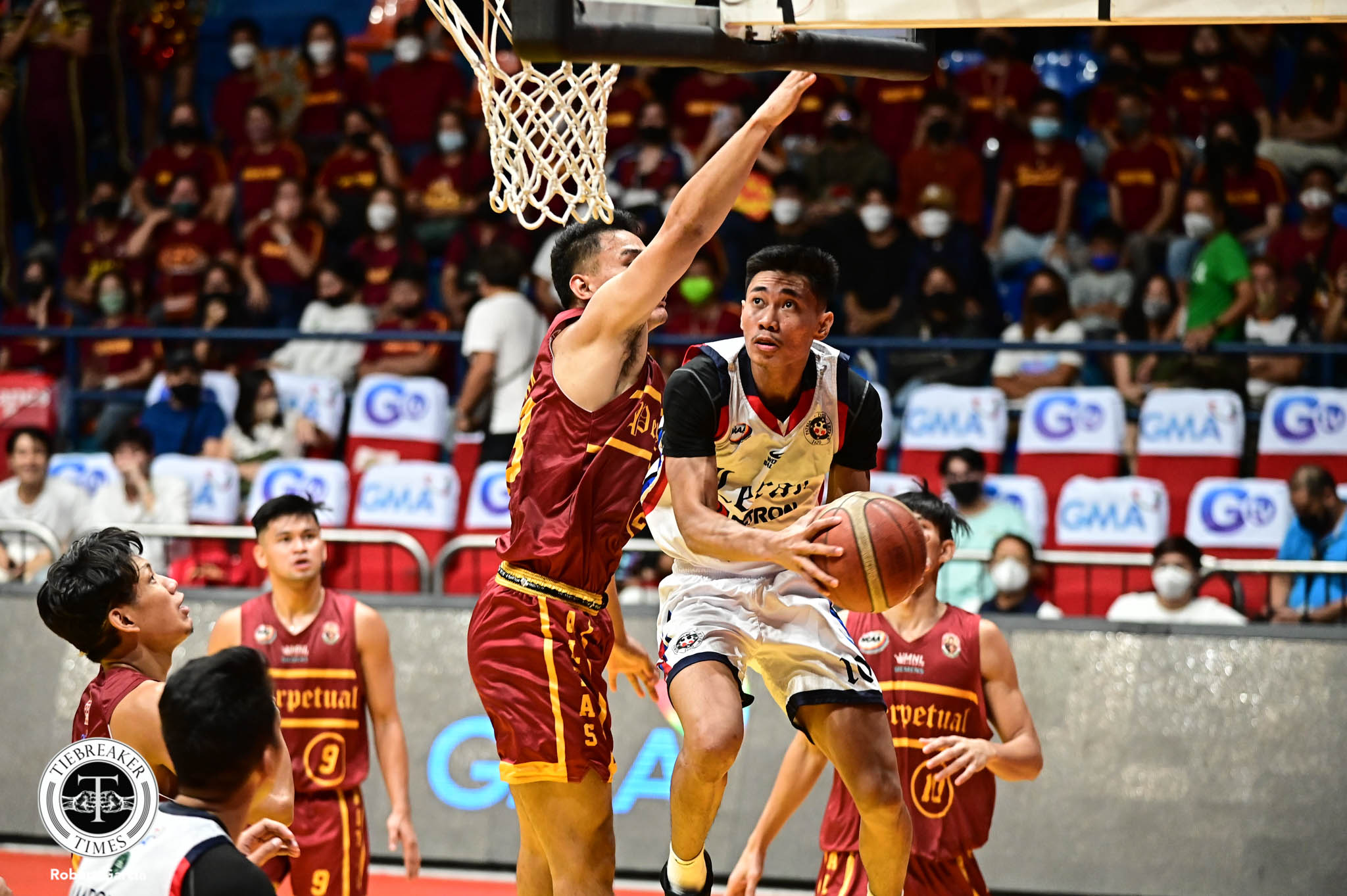 NCAA97-UPHSD-VS-CSJL-ABANDO-3 Rhenz Abando out to win NCAA crown: 'Ayokong maging bridesmaid' Basketball CSJL NCAA News - philippine sports news