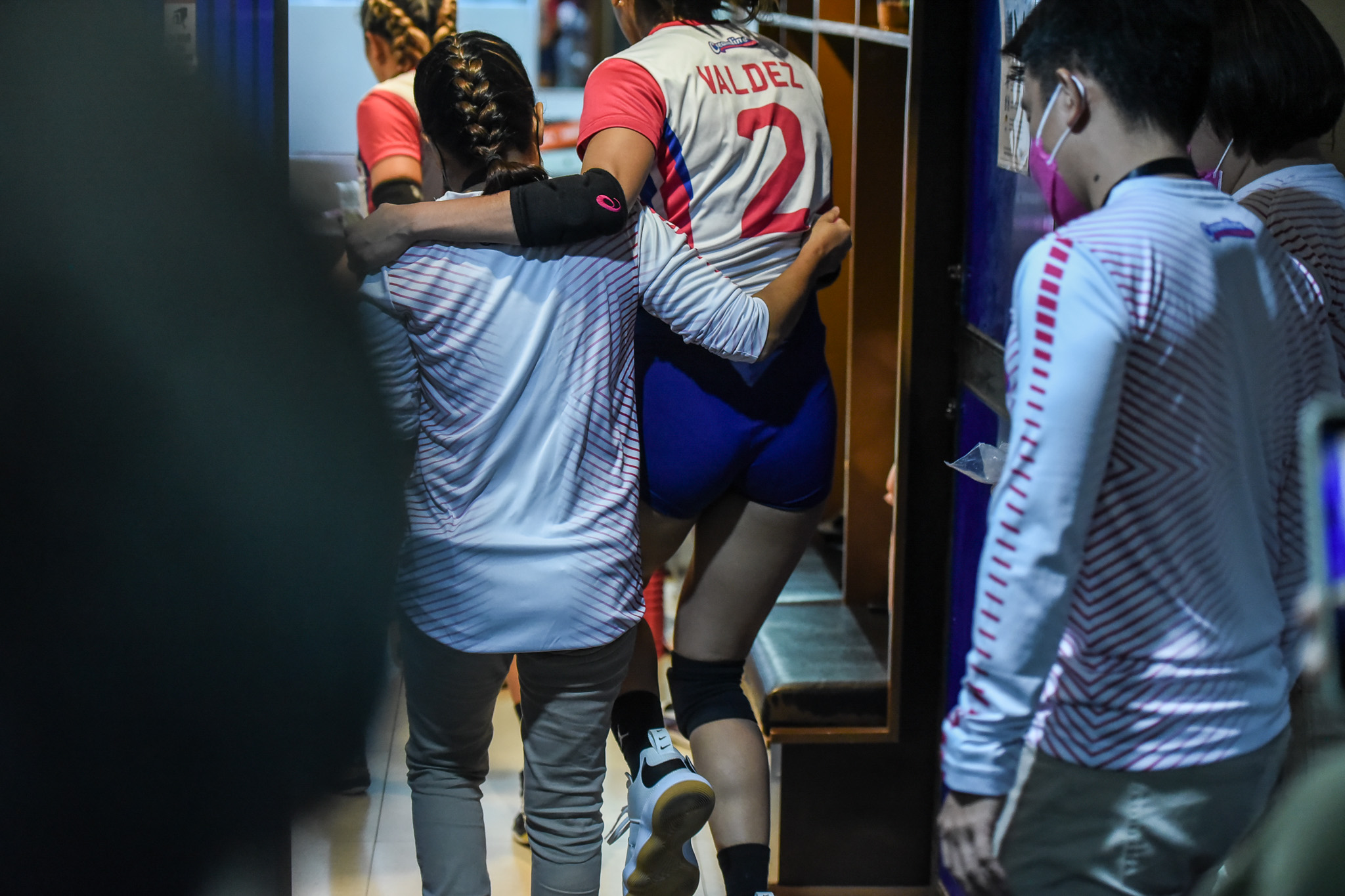 PVL-2022-Invitational-Creamline-vs.-Kingwhale-semis-Alyssa-Valdez-3128 PVL: KingWhale outlasts Creamline to head to final as Valdez suffers injury scare News PVL Volleyball - philippine sports news