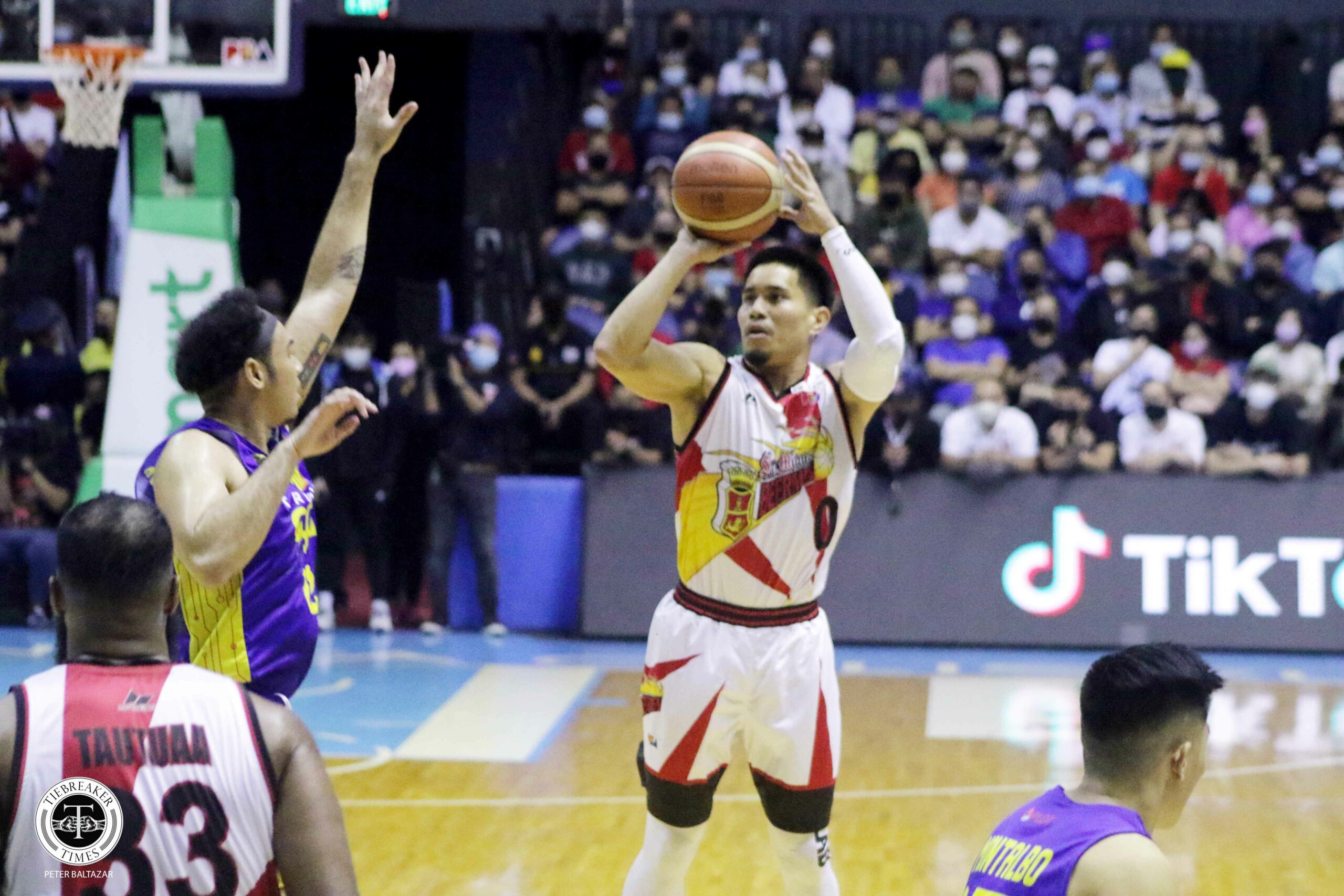 2022-PBA-Philippine-Cup-Finals-TNT-vs-San-Miguel-Simon-Enciso-3-scaled Enciso says SMB hard to stop with him, Lassiter going off Basketball News PBA - philippine sports news