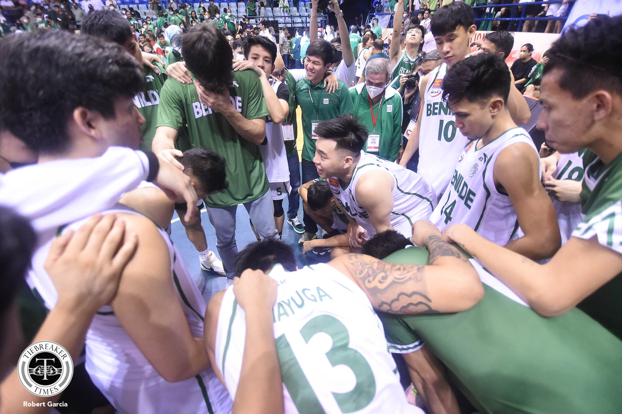 NCAA-98-CSB-vs-CSJL-CSB Though Charles Tiu takes blame for failed campaign, Benilde seniors fail to show up in Final Four Basketball CSB NCAA News - philippine sports news