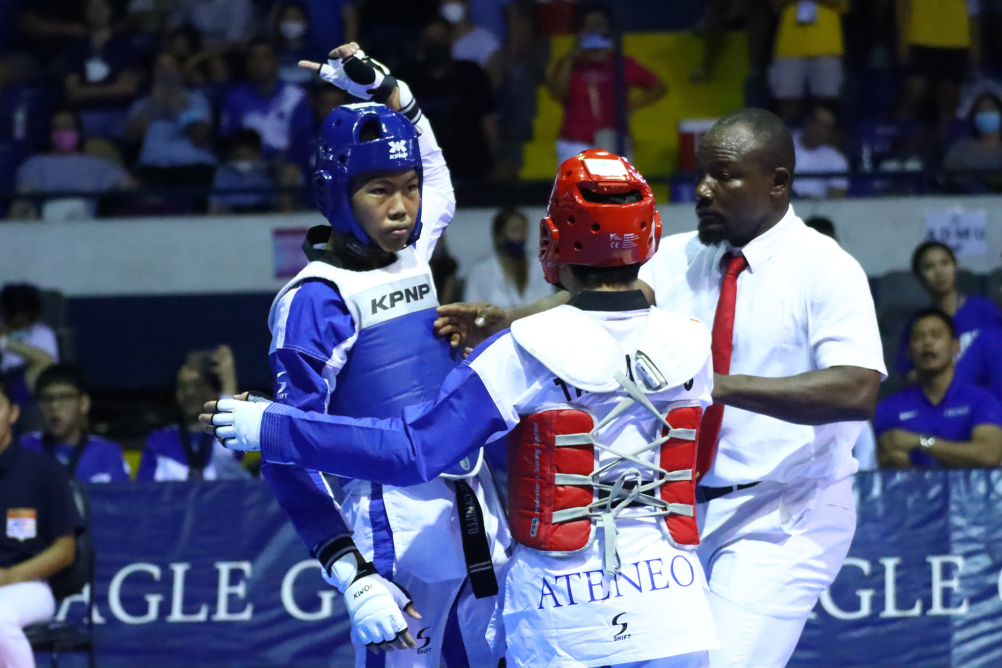 UAAP-85-Taekwondo-Juniors-Kyorugi-FEU-v-ADMU-Camillo-James-Solomon-1 UAAP 85 HSTK: UST sweeps way to gold as Legolas Peñaredondo crowned MVP ADMU DLSU FEU News NU Taekwondo UAAP UST - philippine sports news