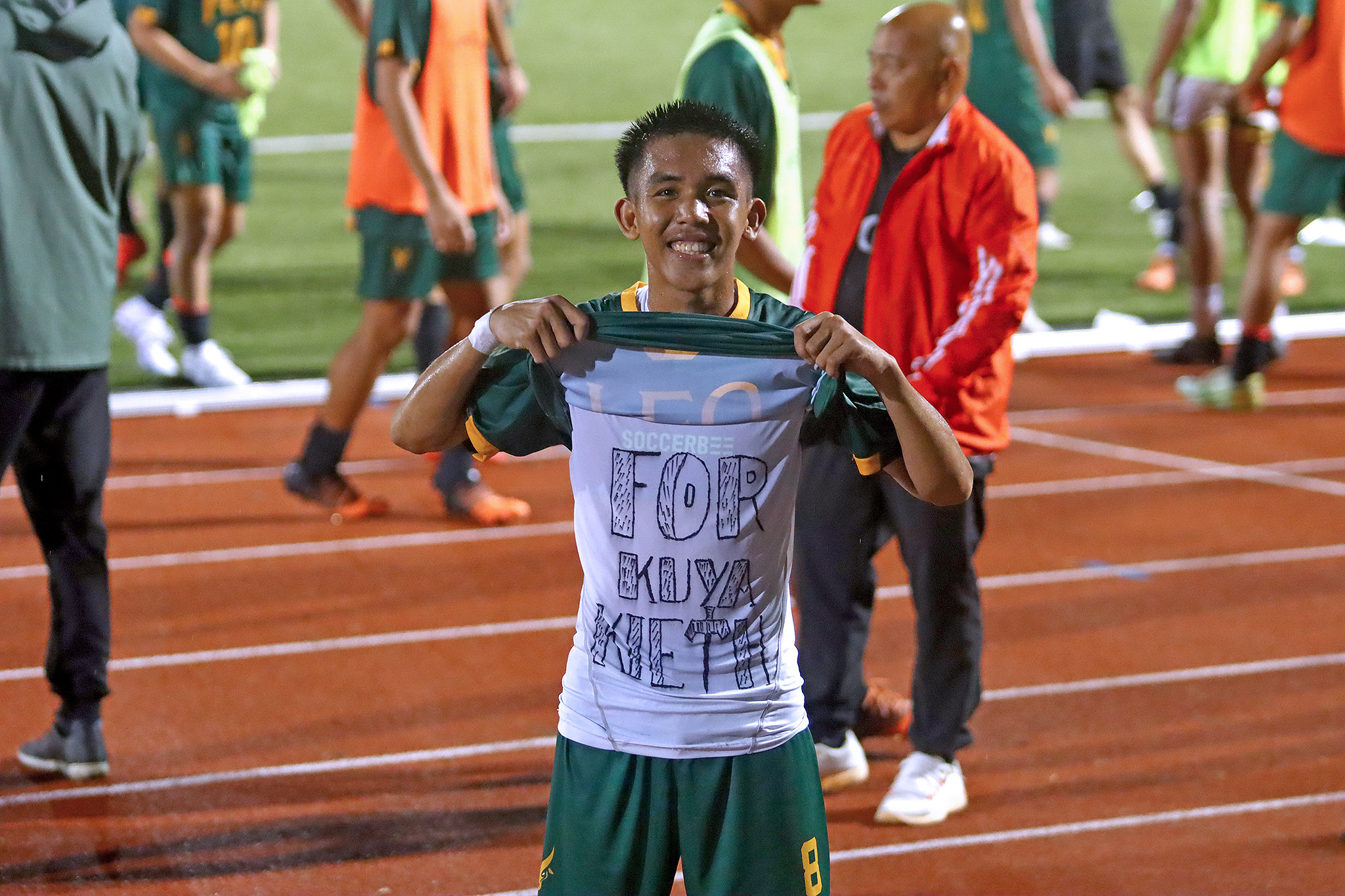 UAAP-85-Men_s-Football-Karl-Absalon-FEU Like her brother Karl, Nathalie Absalon dedicates goal, season to Kuya Kieth Football News UAAP UST - philippine sports news