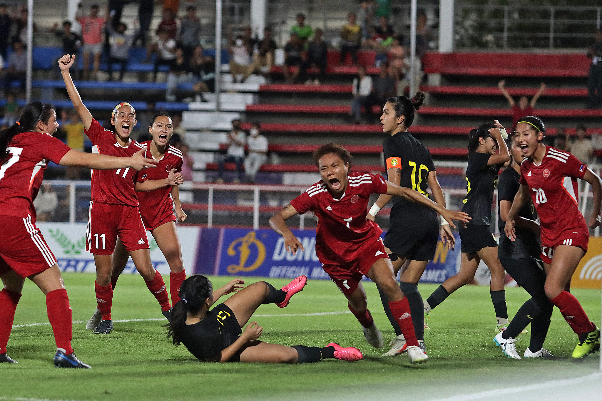 32nd-SEA-Games-Filipinas-vs-Malaysia-Sarina-Bolden Sarina Bolden showcases 'Filipino resiliency' in win vs Malaysia 32nd SEA Games Filipinas Football News - philippine sports news
