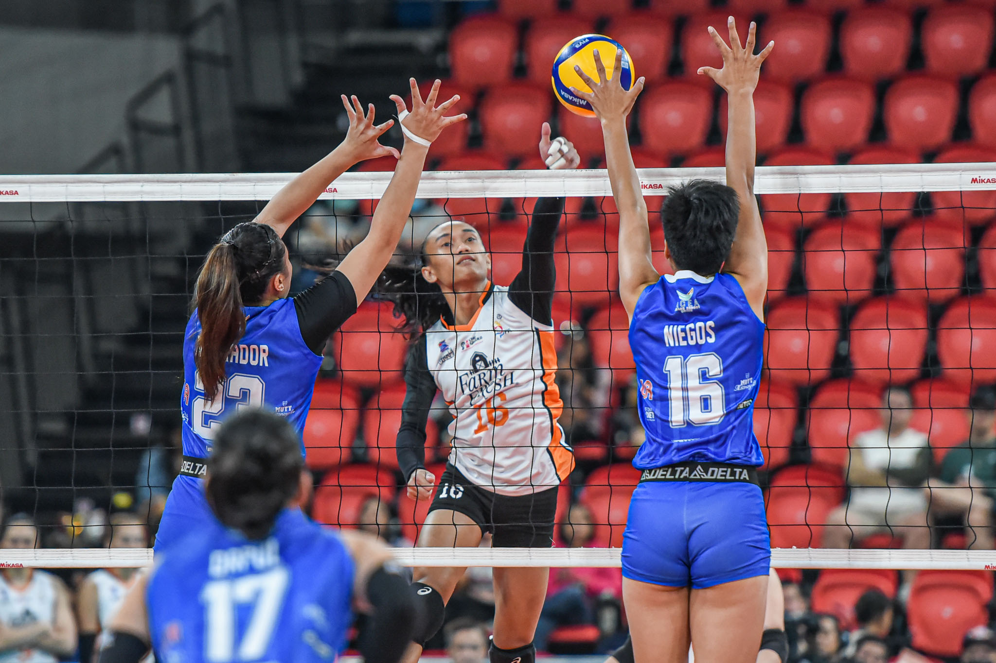 PVL-Invitational-Foton-vs.-Farm-Fresh-Trisha-Tubu-4991 Gaining learnings from first conference, Trisha Tubu looks to soar higher next time out News PVL Volleyball - philippine sports news