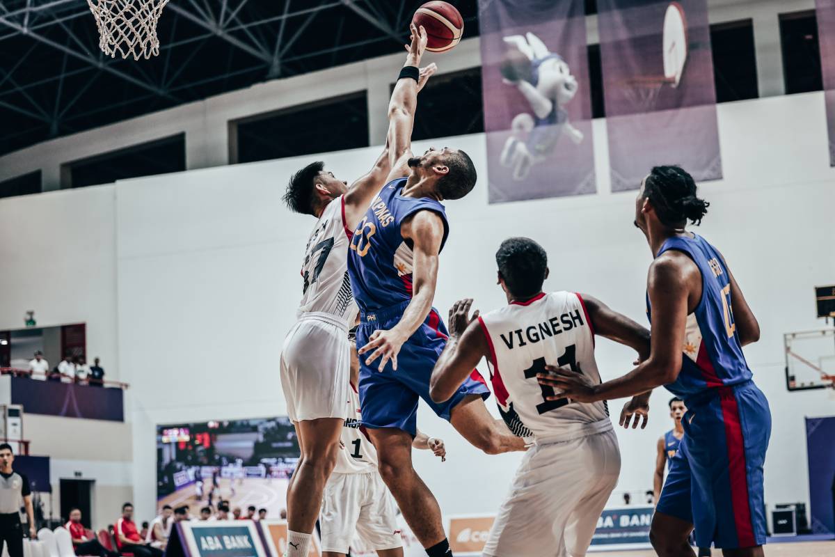 32nd-SEA-Games-PHI-vs-SGP-Michael-Phillips FIBA clears Mike Phillips as local, boosting Gilas Men Pool Basketball Gilas Pilipinas News - philippine sports news