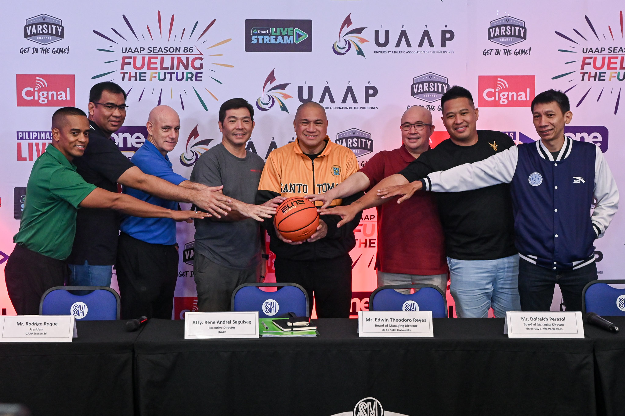 UAAP-86-Basketball-Press-Conference-Topex-Robinson-x-Jeff-Napa-x-Tab-Baldwin-x-Jack-Santiago-x-Pido-Jarencio-x-Goldwin-Monteverde-x-Denok-Miranda-x-Nash-Racela Tab not offering any predictions for UAAP 86 ADMU Basketball News UAAP - philippine sports news