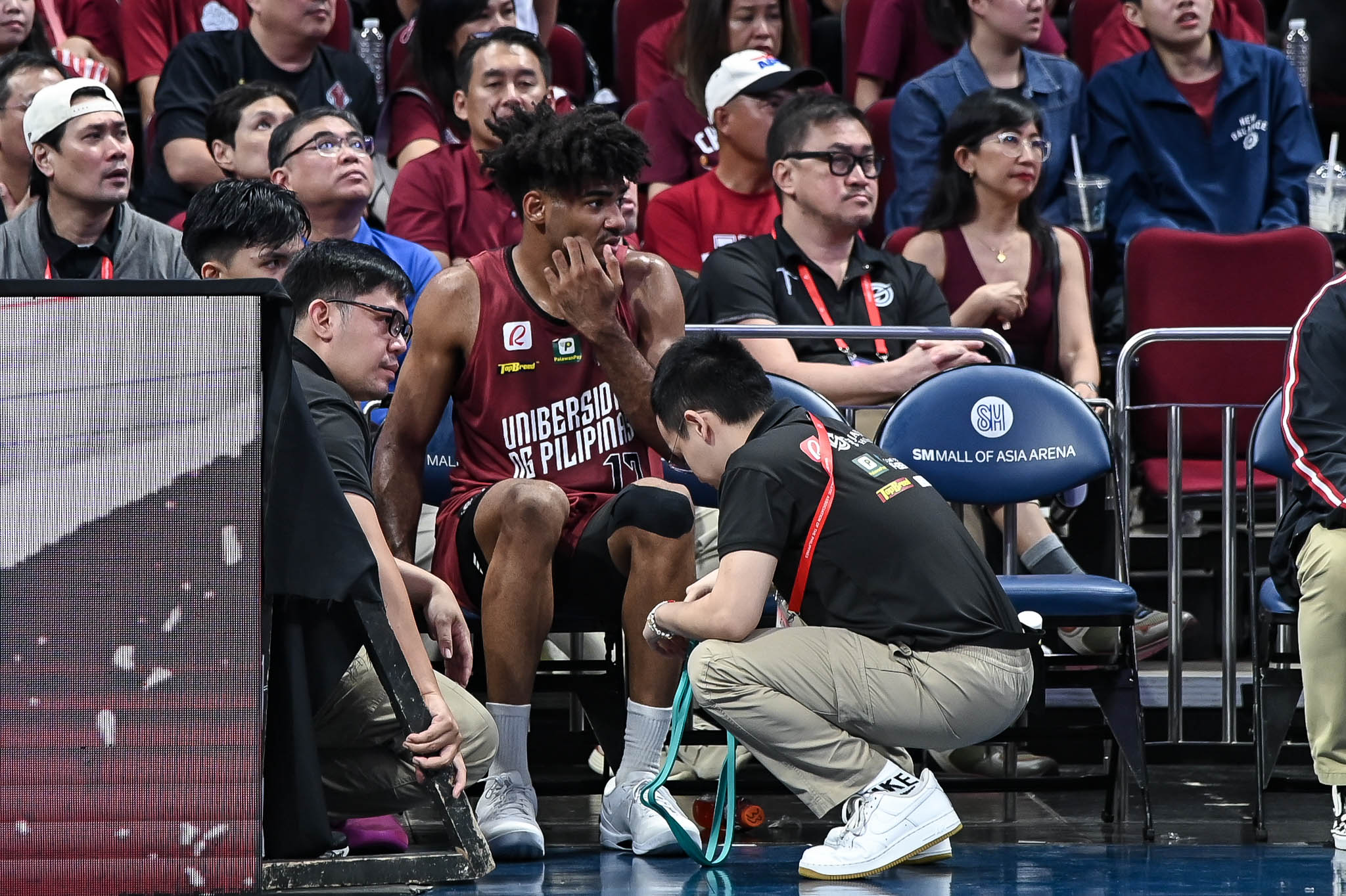UAAP86-MBB-ATENEO-vs-UP-FRANCIS-LOPEZ-9306-1 Francis Lopez shrugs off pain, vows UP fightback Basketball News UAAP UP - philippine sports news