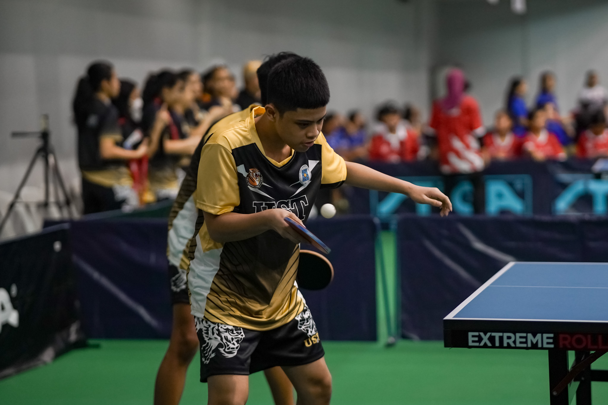 BOYS-UST-Laurence-Cuaycong UAAP 86 Table Tennis: UST take early lead in high school div ADMU AdU DLSU News Table Tennis UAAP UE UP UST - philippine sports news