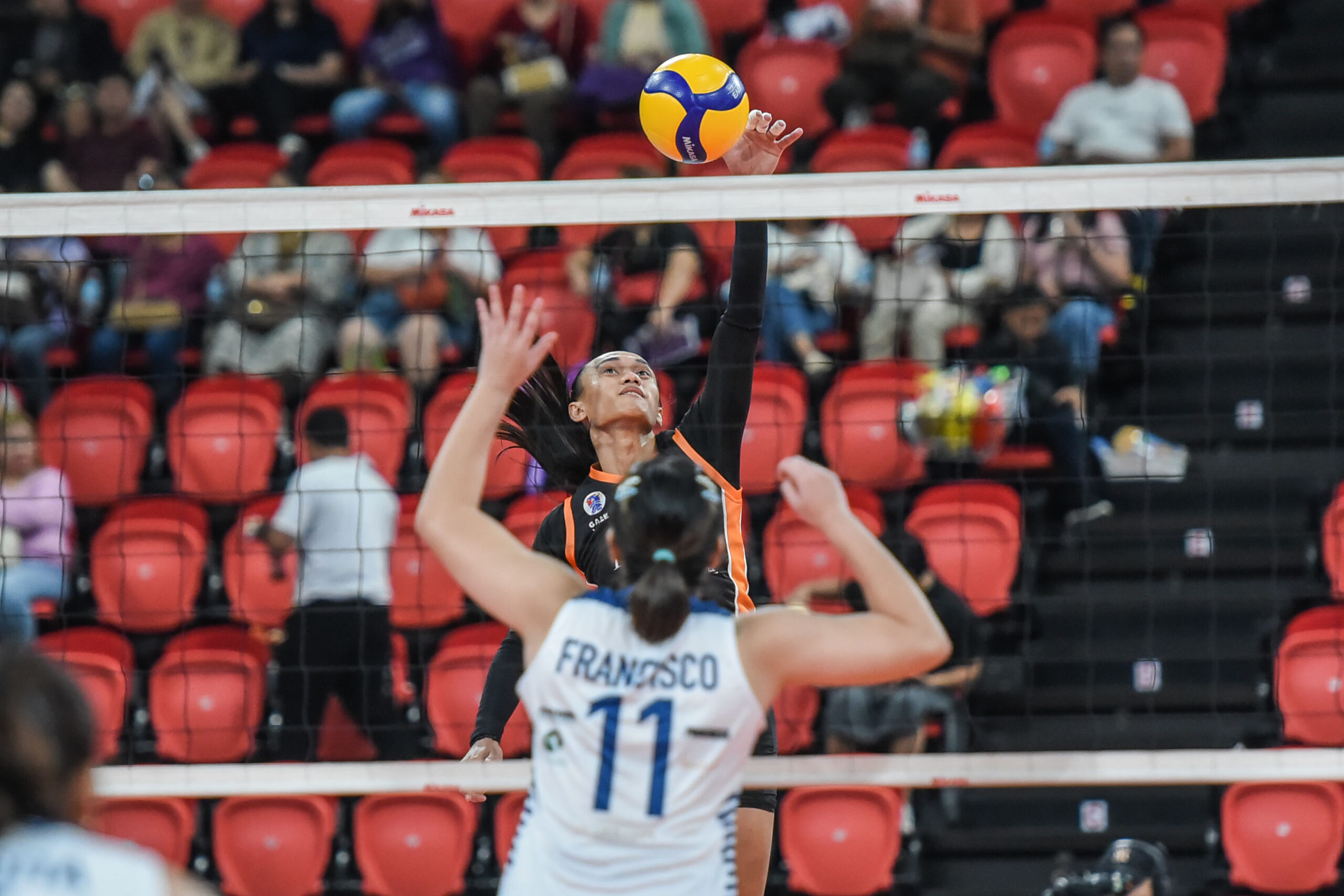 PVL-AFC-Farm-Fresh-vs.-Galeries-Trisha-Tubu-3249-scaled Trisha Tubu credits Master Shimizu for Farm Fresh progress News PVL Volleyball - philippine sports news