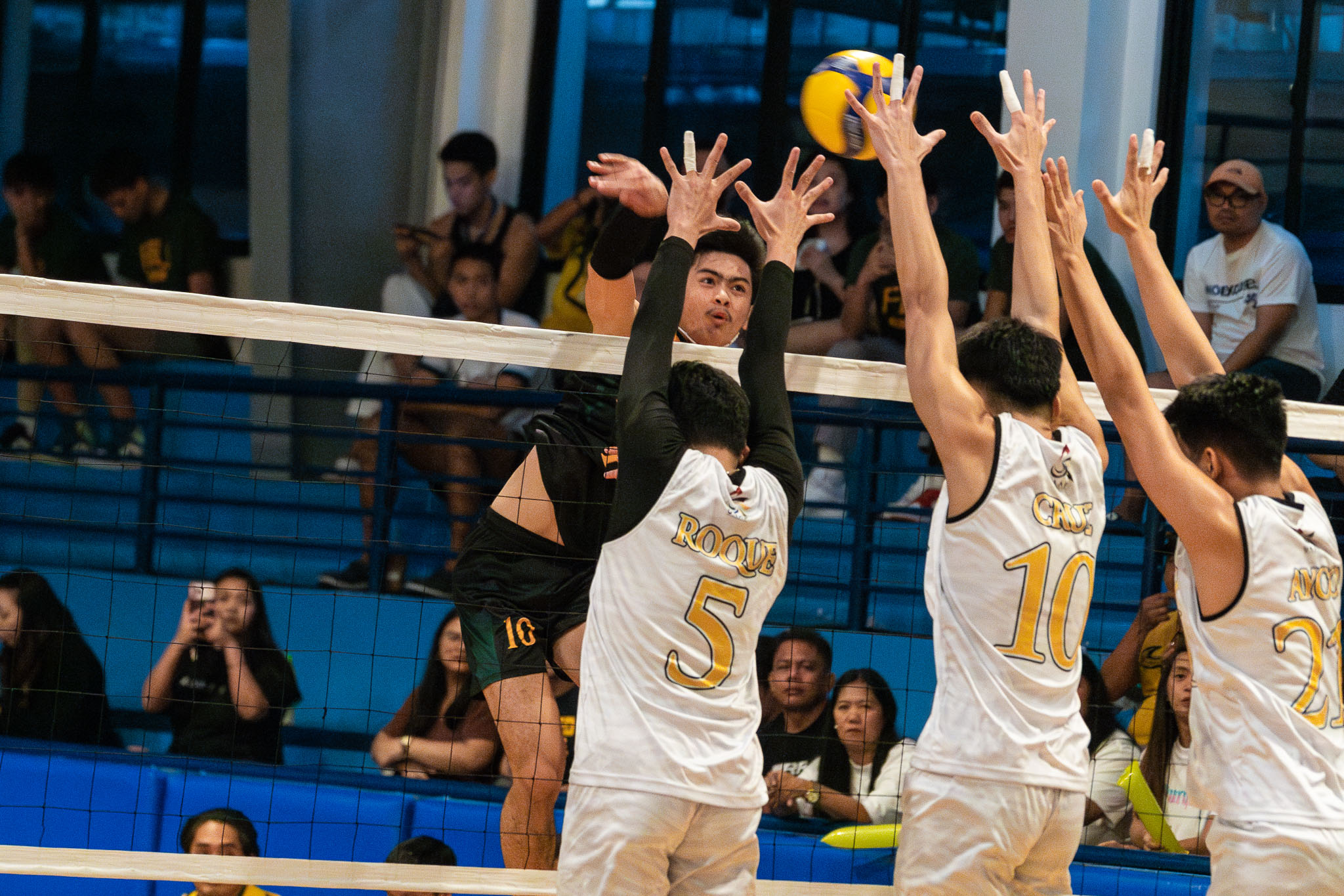 UAAP-86-HSVB-Boys-UST-vs-FEU-Amet-Bituin-12 UAAP 86 HSVB: UST earns 1st win, scores stunning sweep of NUNS in girls play AdU FEU News NU UAAP UP UST Volleyball - philippine sports news