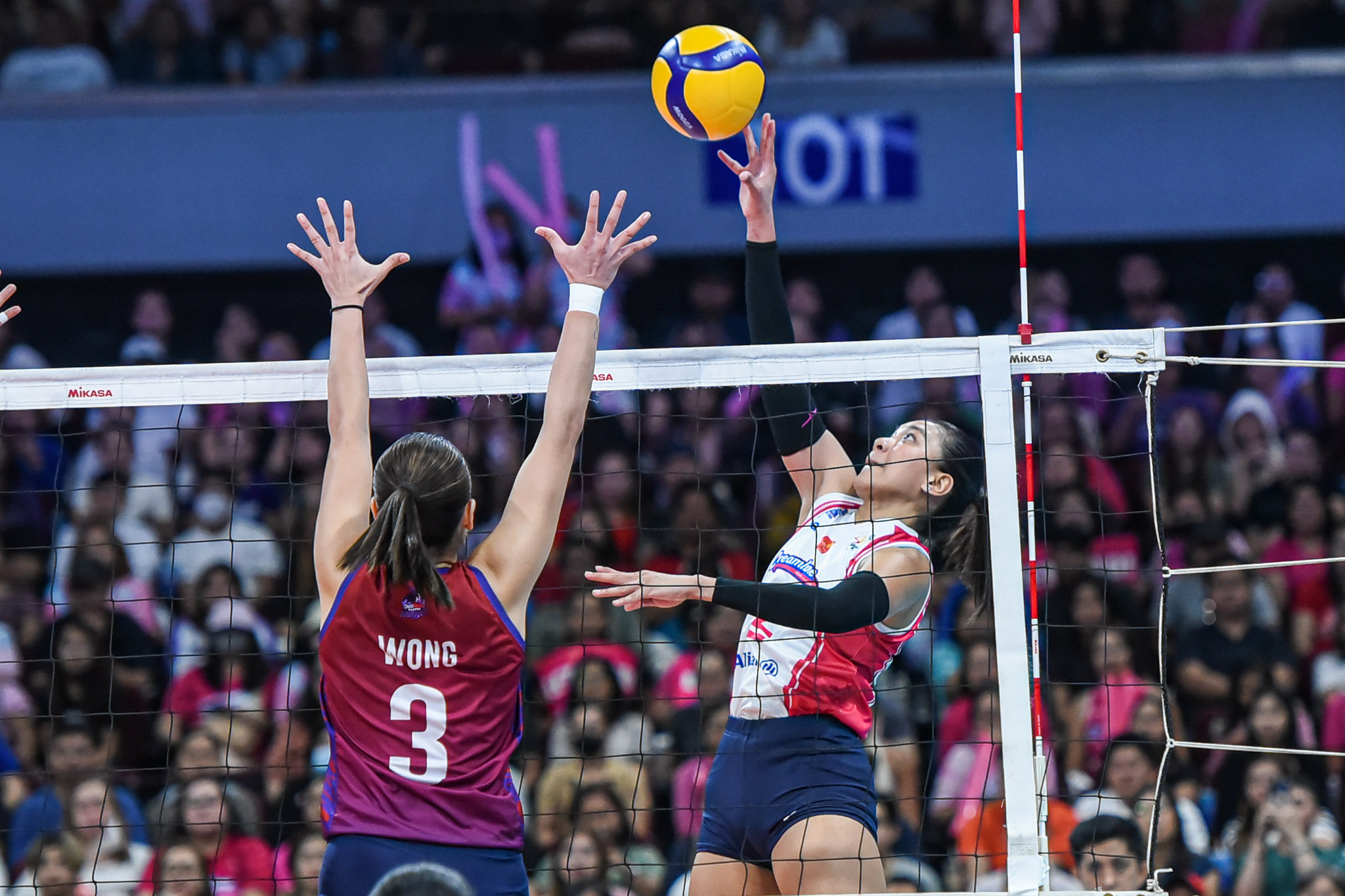 PVL-AFC-Finals-Creamline-vs.-Choco-Mucho-Alyssa-Valdez-9665 Alyssa Valdez reflects on 'unfamiliar Finals' in Creamline victory sans Jia De Guzman News PVL Volleyball - philippine sports news