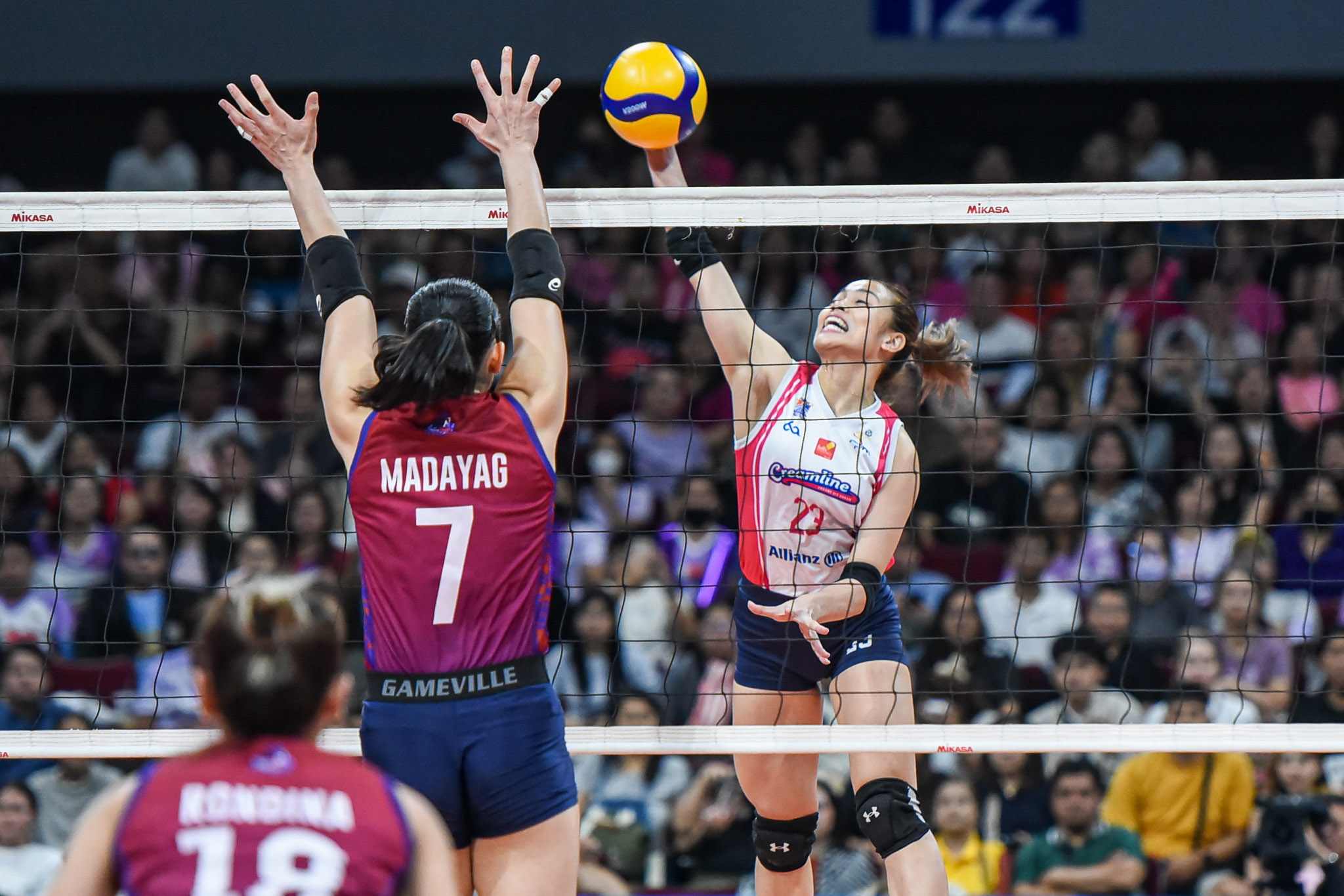 PVL-AFC-Finals-Creamline-vs.-Choco-Mucho-Jema-Galanza-9616 Jema Galanza proud to see sis Mafe deliver in first Finals News PVL Volleyball - philippine sports news