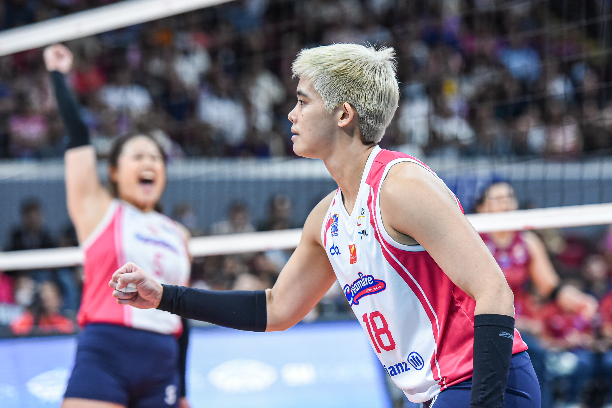 PVL-AFC-Finals-Creamline-vs.-Choco-Mucho-Tots-Carlos-0403 Sherwin Meneses’ composure, trust keys in Creamline's success, gushes Tots Carlos News PVL Volleyball - philippine sports news